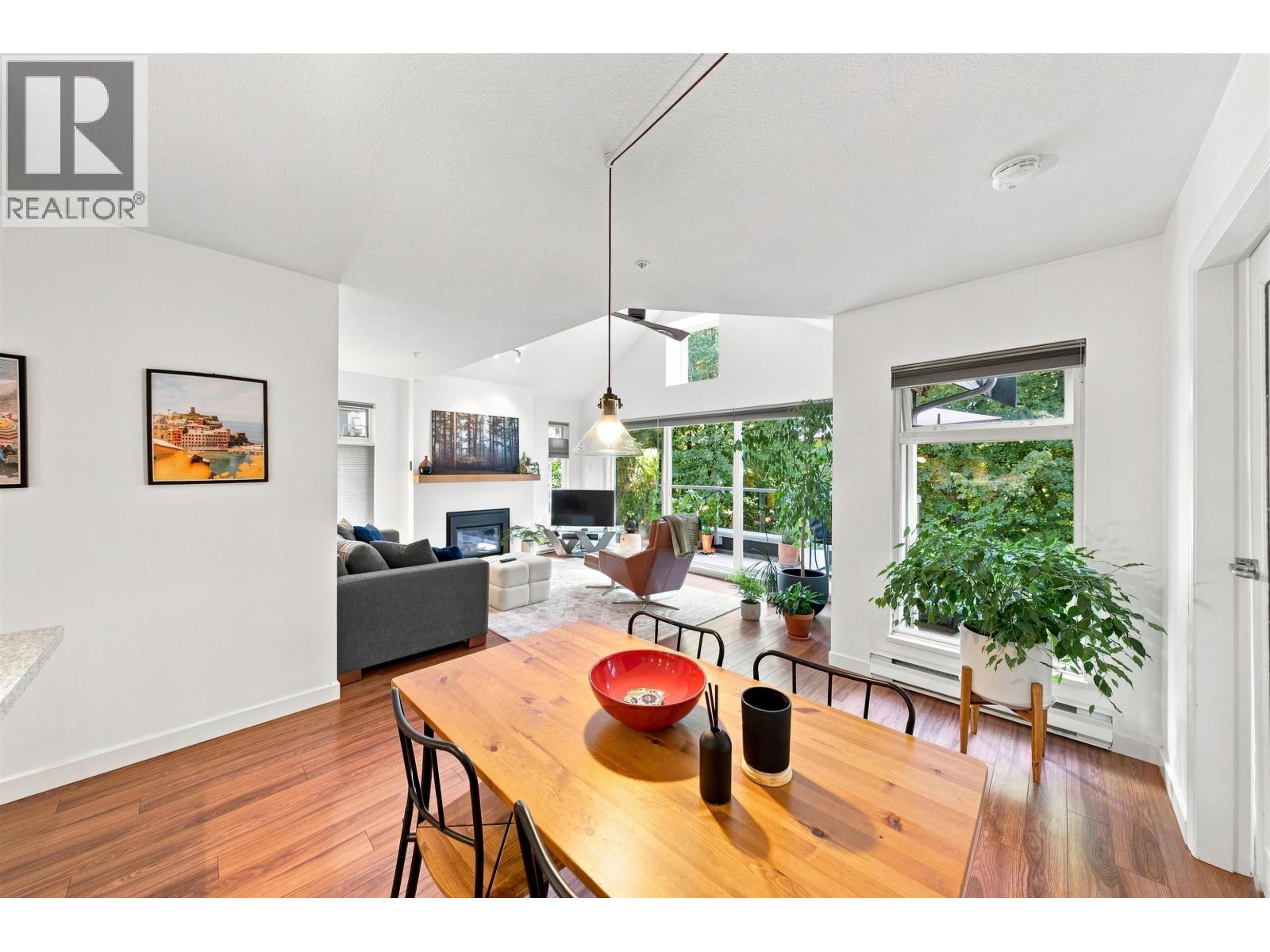 304 865 W 15th Avenue, Vancouver, British Columbia  V5Z 1R8 - Photo 7 - R3160183