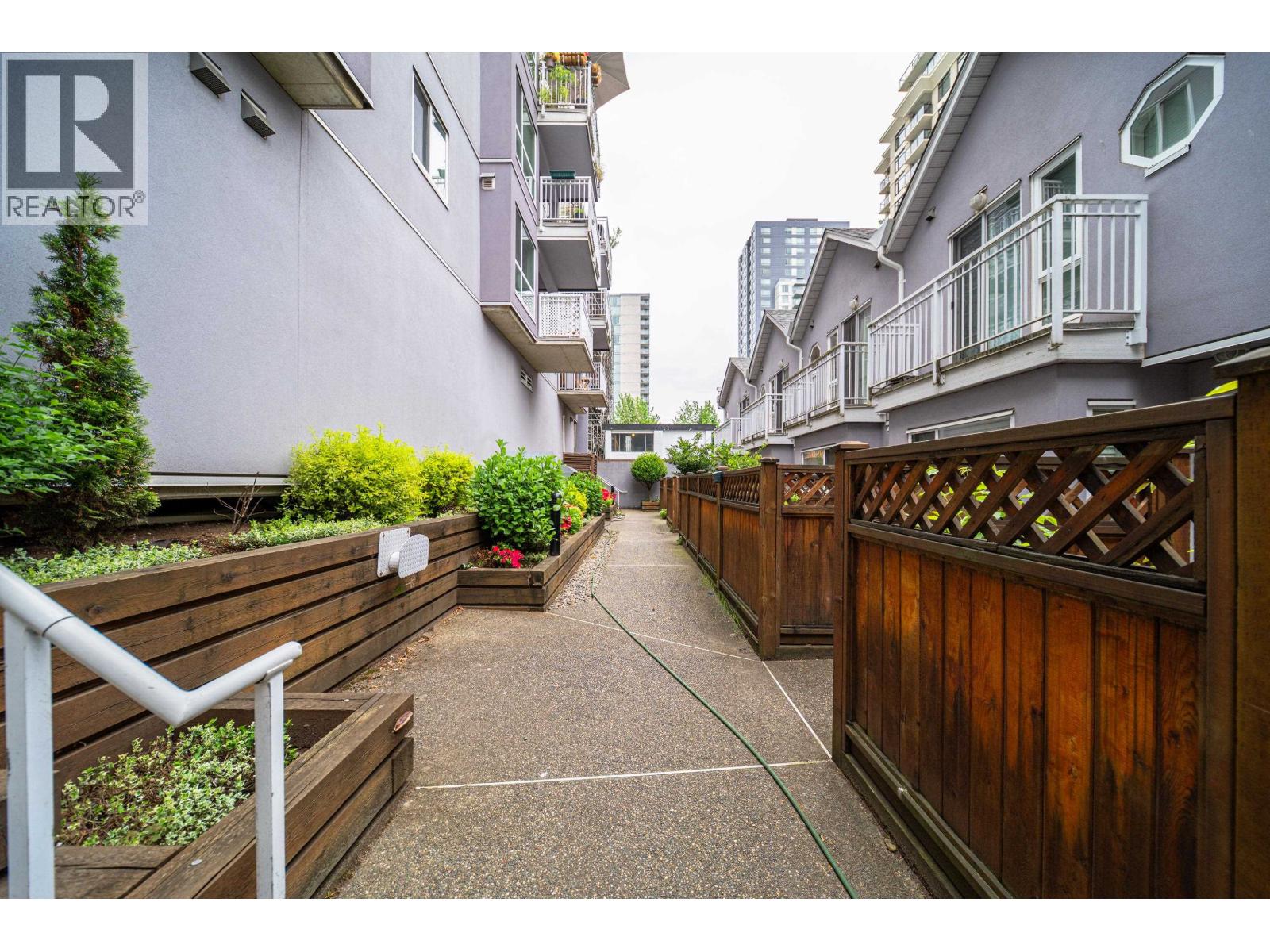402 624 Agnes Street, New Westminster, British Columbia  V3M 1G8 - Photo 18 - R3160186