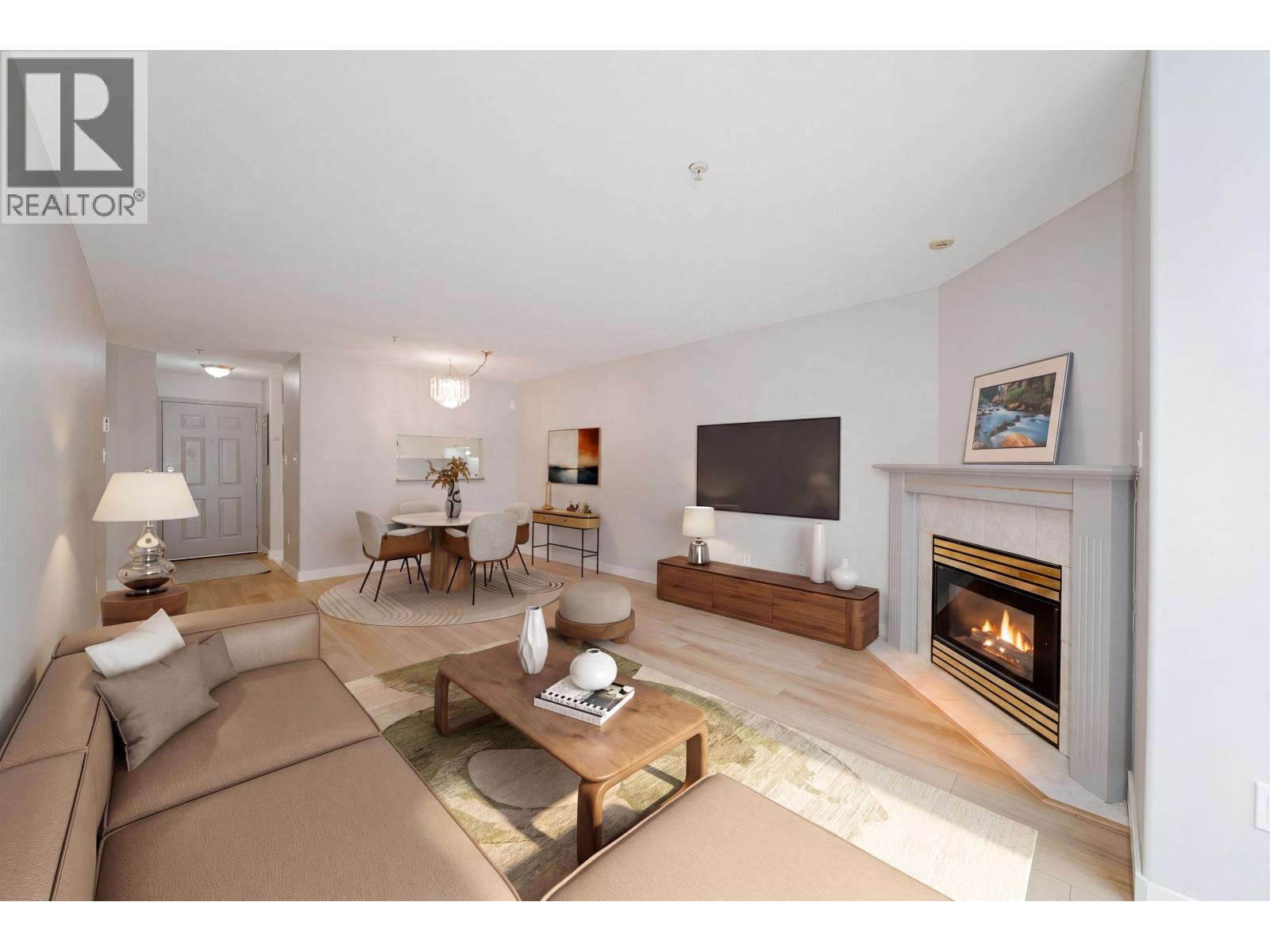 402 624 Agnes Street, New Westminster, British Columbia  V3M 1G8 - Photo 2 - R3160186