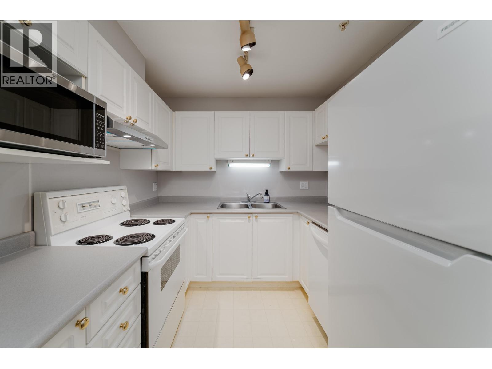 402 624 Agnes Street, New Westminster, British Columbia  V3M 1G8 - Photo 21 - R3160186