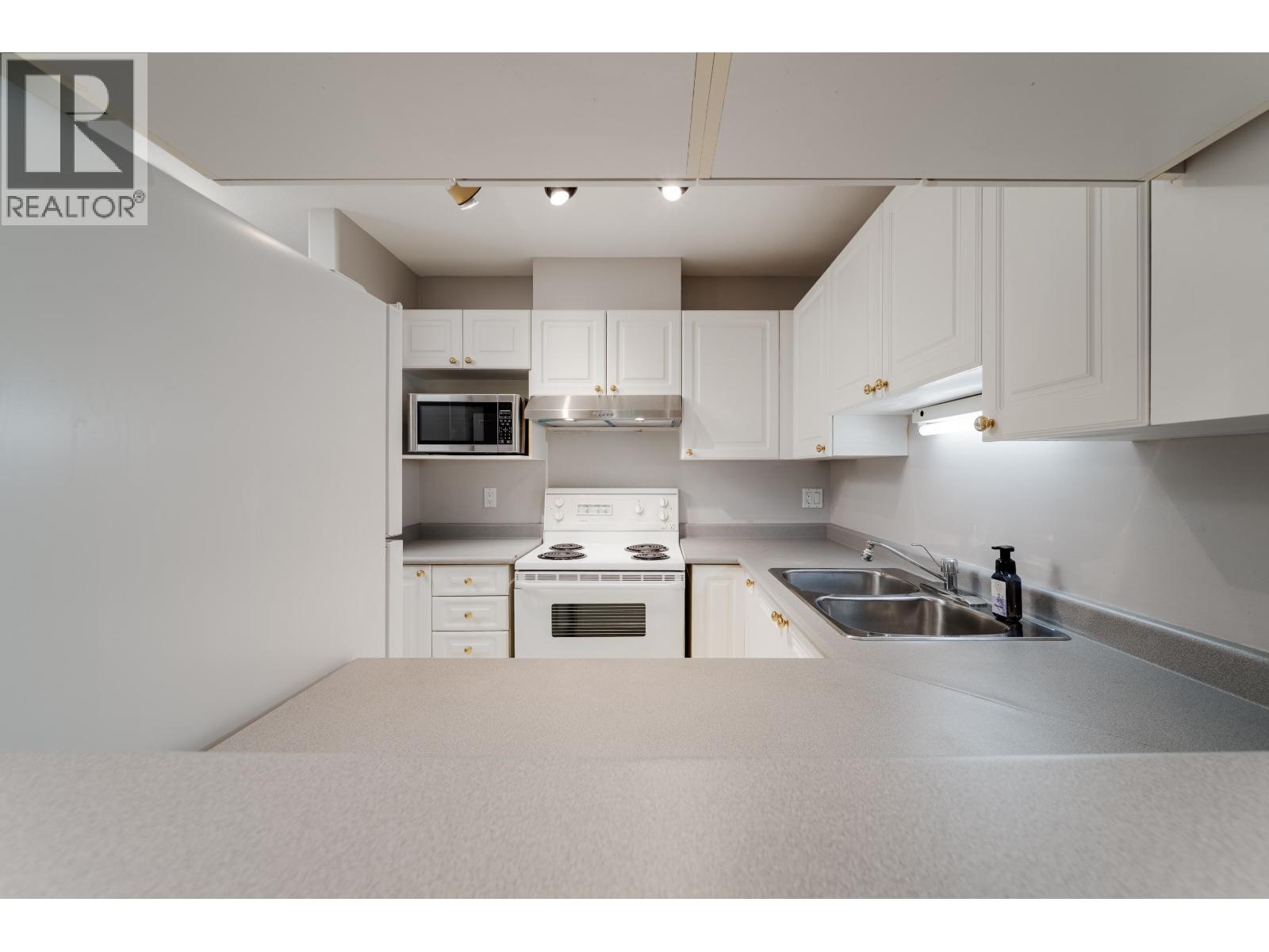 402 624 Agnes Street, New Westminster, British Columbia  V3M 1G8 - Photo 22 - R3160186