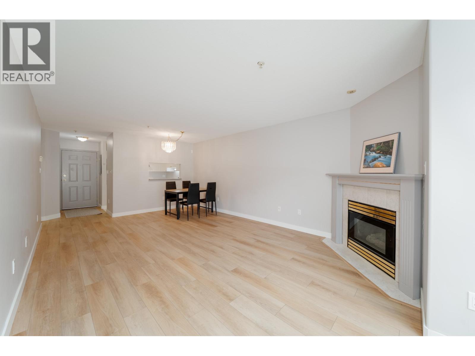 402 624 Agnes Street, New Westminster, British Columbia  V3M 1G8 - Photo 4 - R3160186