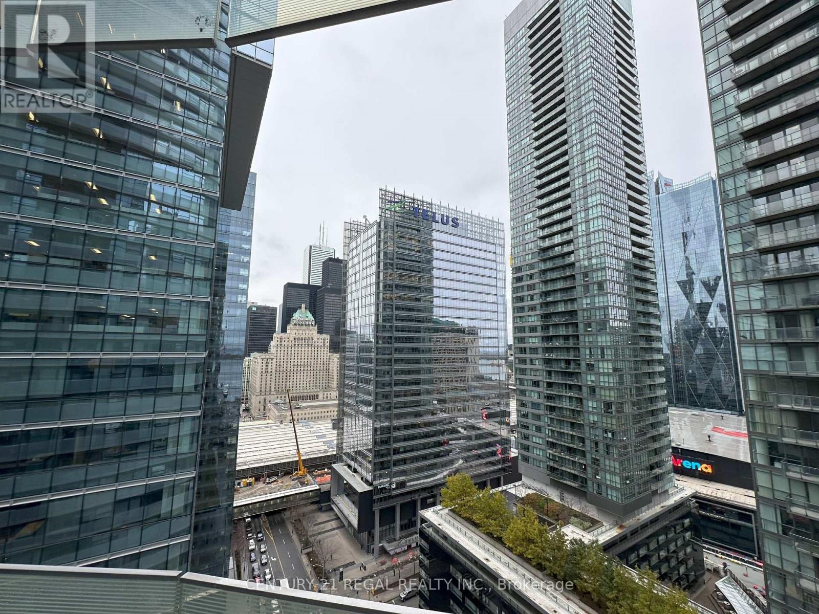 2111 - 14 York Street, Toronto, Ontario  M5J 0A9 - Photo 13 - C13729478