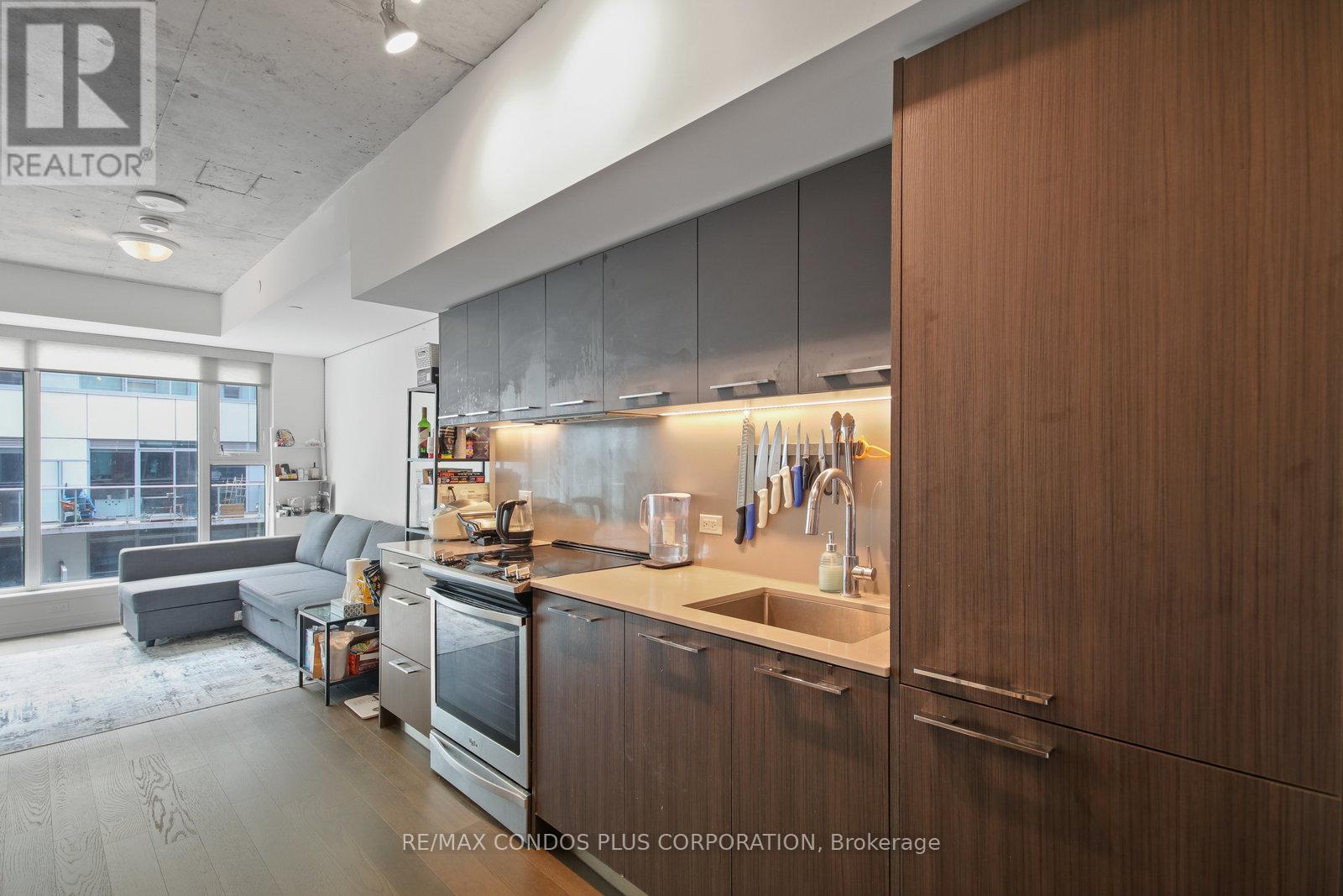 612 - 30 Baseball Place, Toronto, Ontario  M4M 0E8 - Photo 4 - E13729454