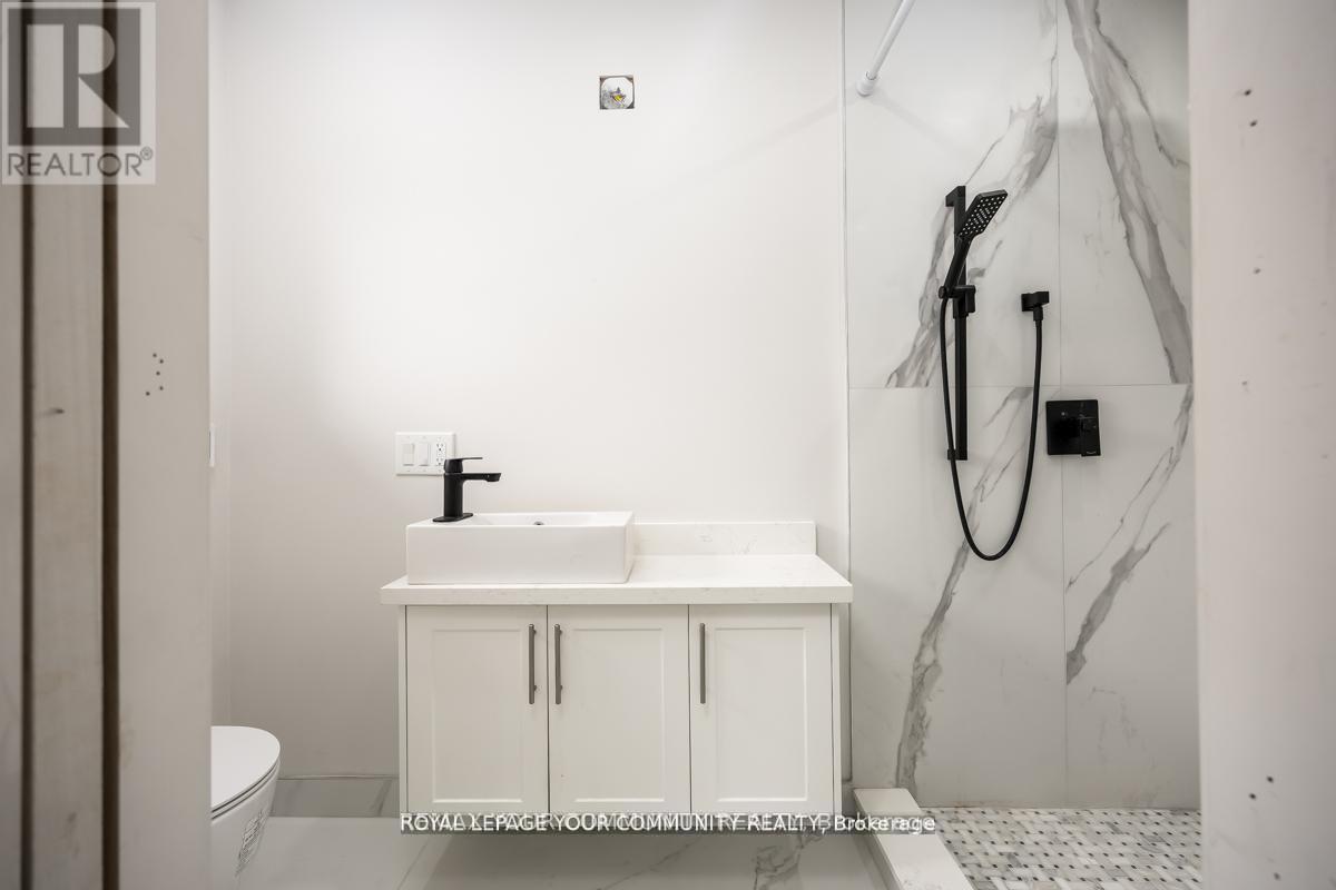 117 Hayhoe Avenue, Vaughan, Ontario  L4L 1S5 - Photo 32 - N13729452
