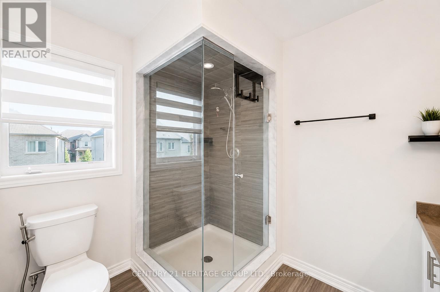 100 Mondial Crescent E, East Gwillimbury, Ontario L9N 0S2 - Photo 26 - N13729488
