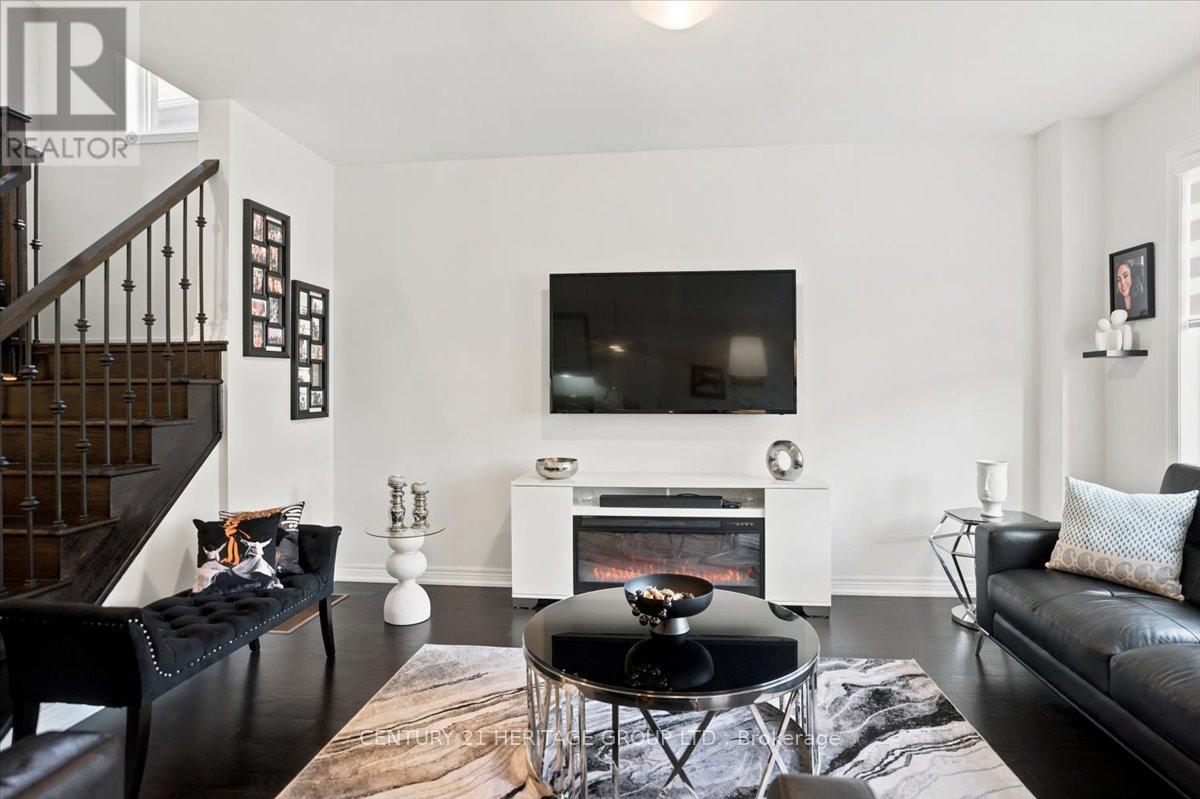 100 Mondial Crescent E, East Gwillimbury, Ontario L9N 0S2 - Photo 8 - N13729488