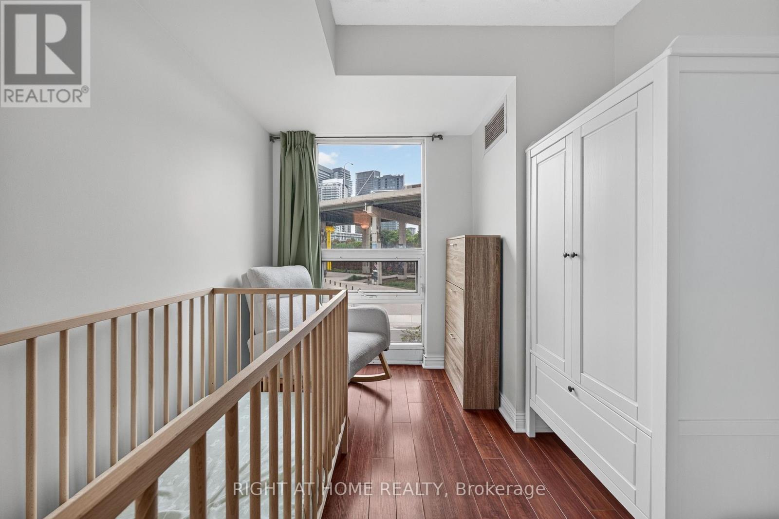 321 - 231 Fort York Boulevard, Toronto, Ontario  M5V 1B2 - Photo 13 - C13729504