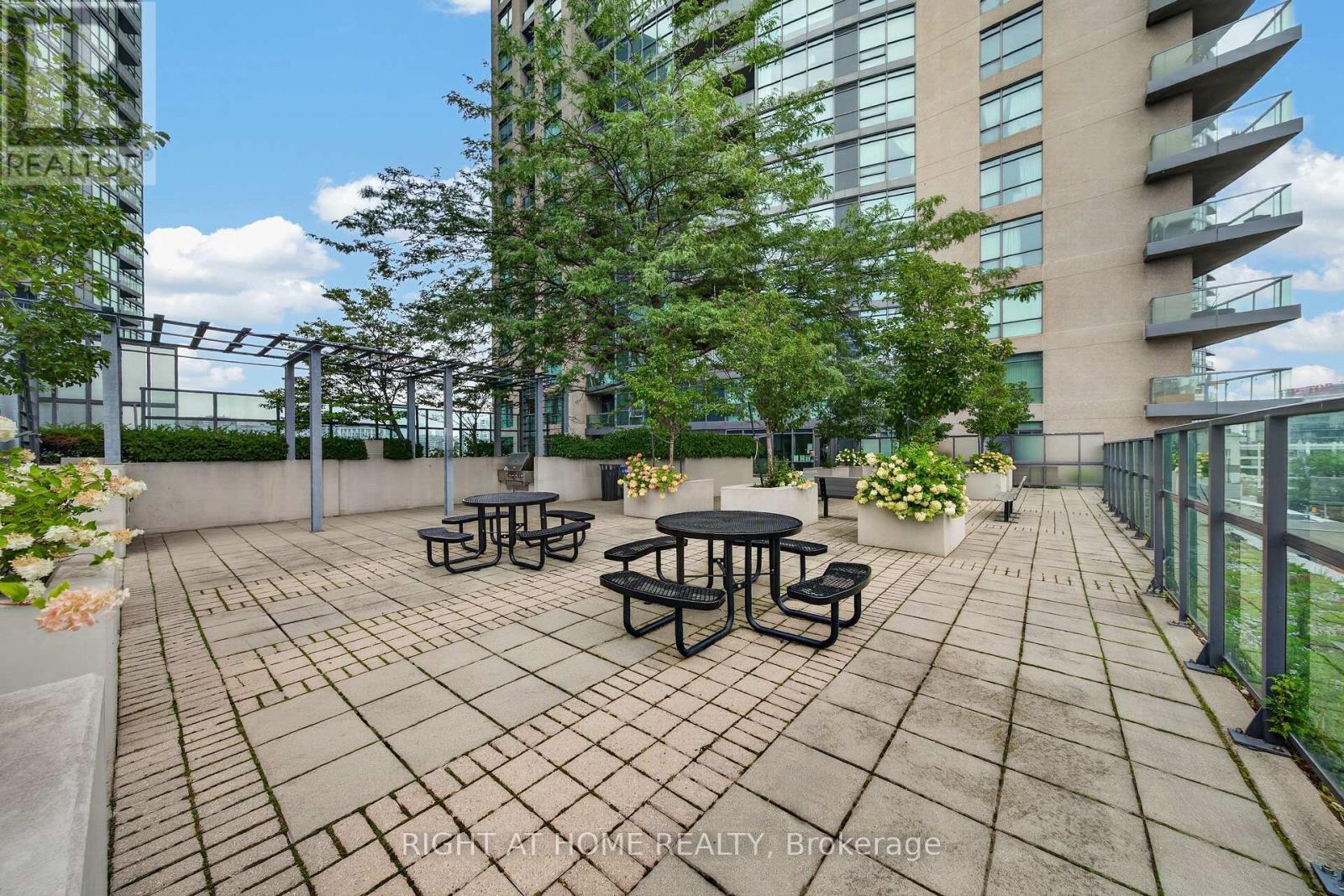 321 - 231 Fort York Boulevard, Toronto, Ontario  M5V 1B2 - Photo 30 - C13729504