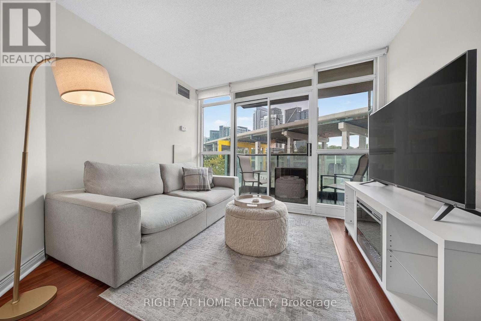 321 - 231 Fort York Boulevard, Toronto, Ontario  M5V 1B2 - Photo 6 - C13729504