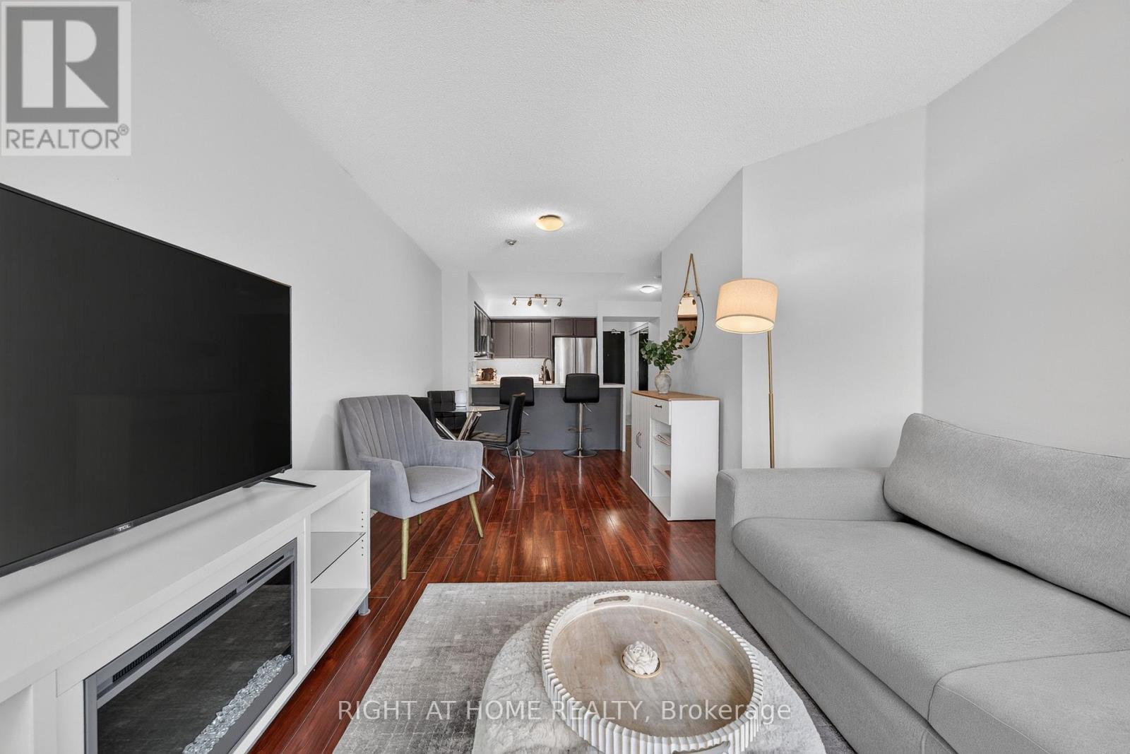 321 - 231 Fort York Boulevard, Toronto, Ontario  M5V 1B2 - Photo 7 - C13729504