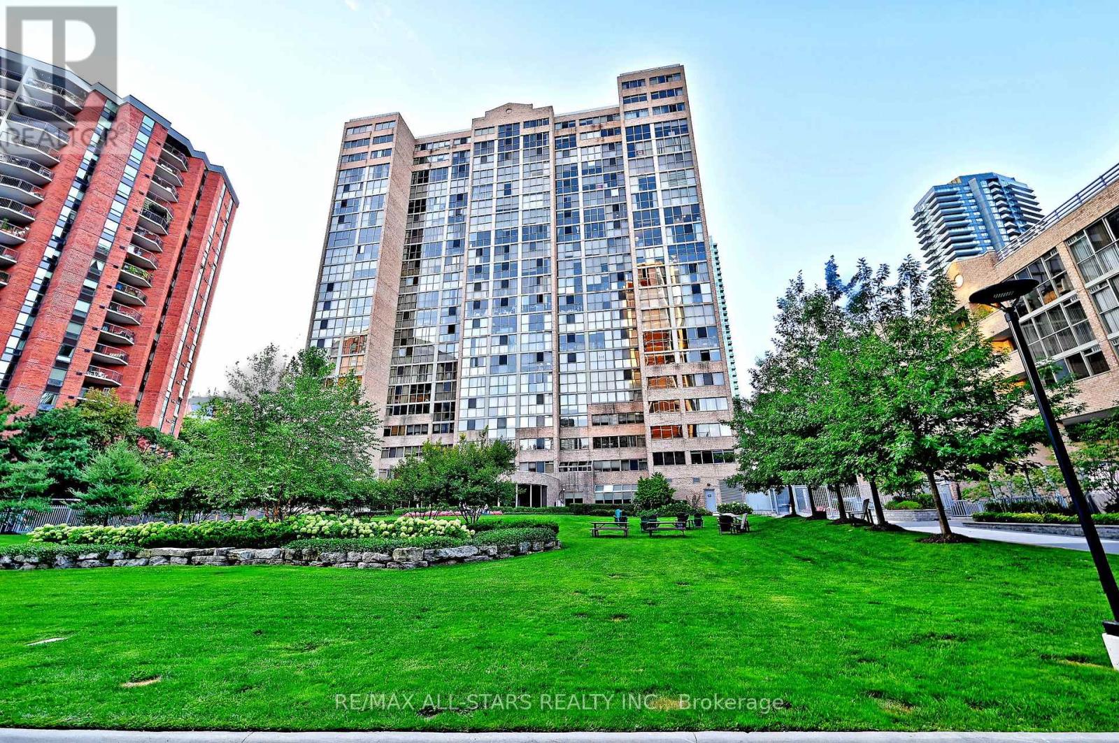 2112 - 15 Maitland Place, Toronto, Ontario M4Y 2X3 - Photo 49 - C13729512