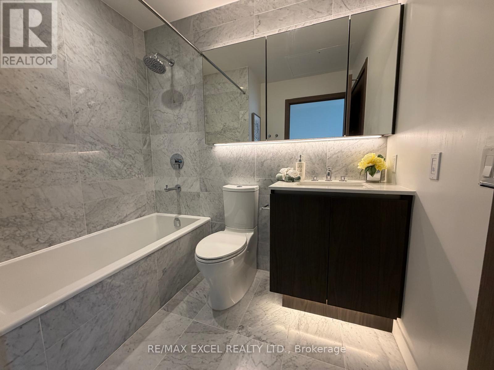 4606 - 17 Bathurst Street, Toronto, Ontario  M5V 0N1 - Photo 11 - C13729532