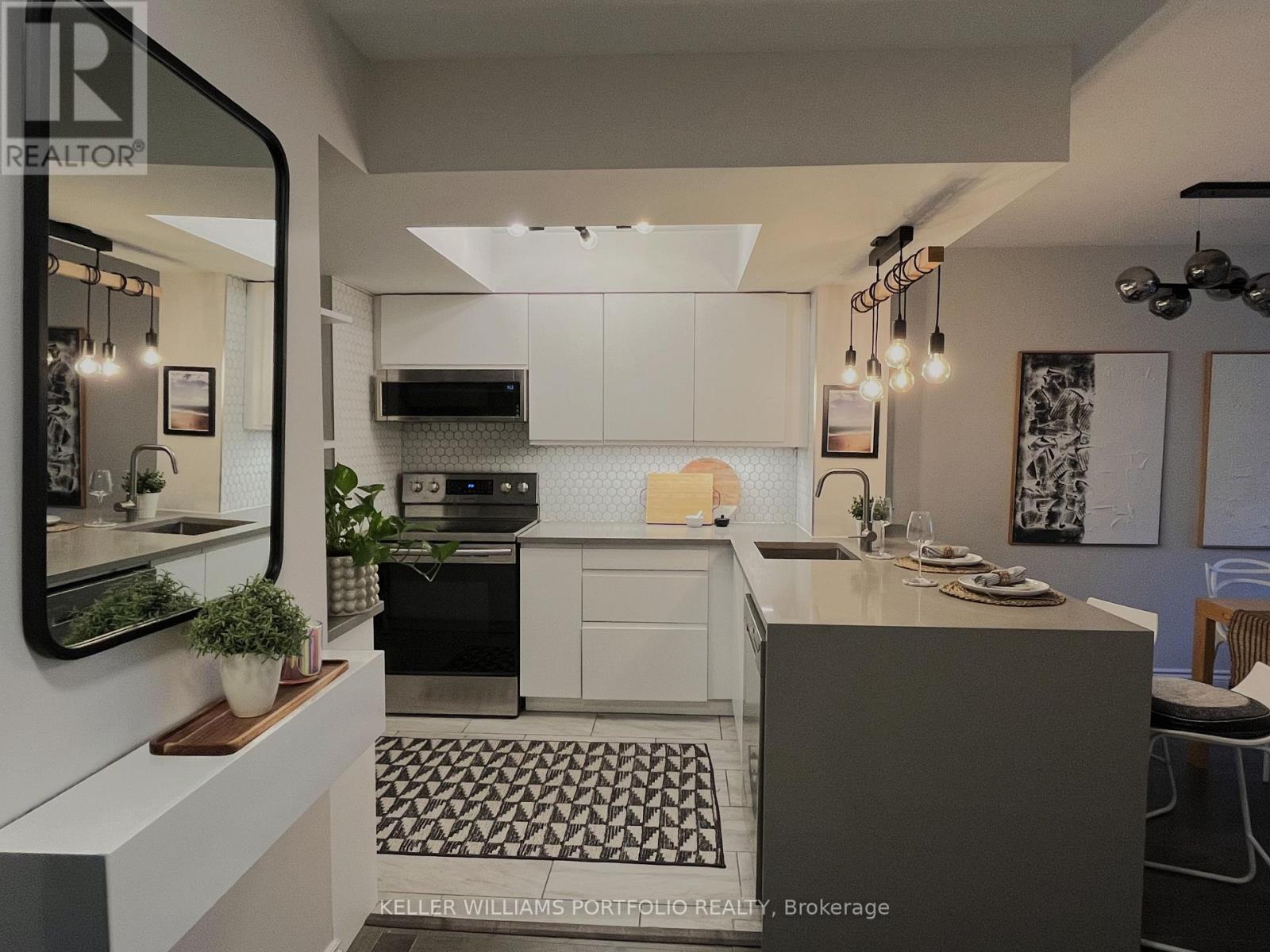 539 - 222 THE ESPLANADE STREET, Toronto, Ontario
