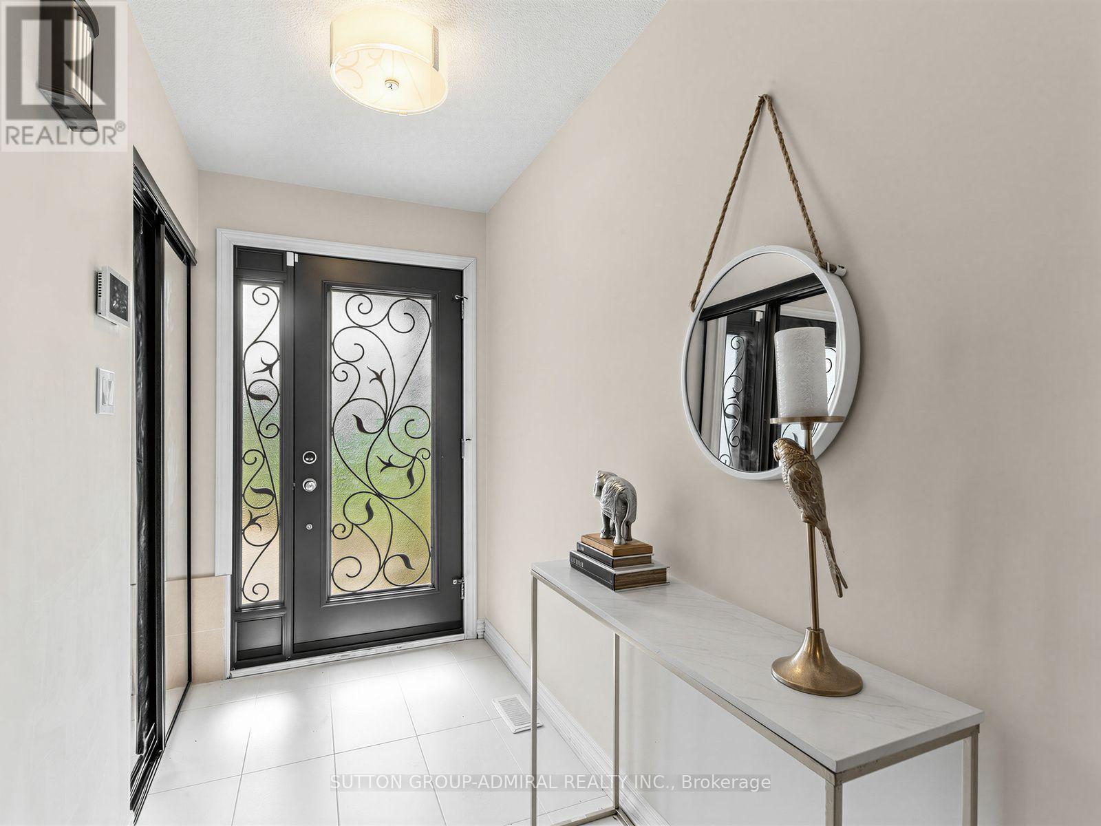59 Marita Place, Vaughan, Ontario  L4K 3J8 - Photo 4 - N13729498