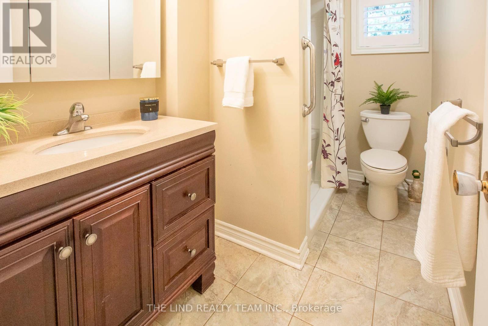 272 Jeff Smith Court, Newmarket, Ontario  L3Y 8C5 - Photo 15 - N13729544