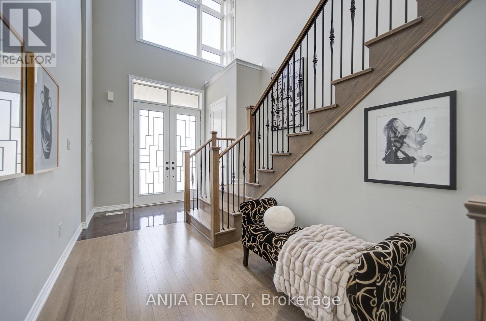 63 Suttonrail Way, Whitchurch-Stouffville, Ontario  L4A 0E4 - Photo 6 - N13729548