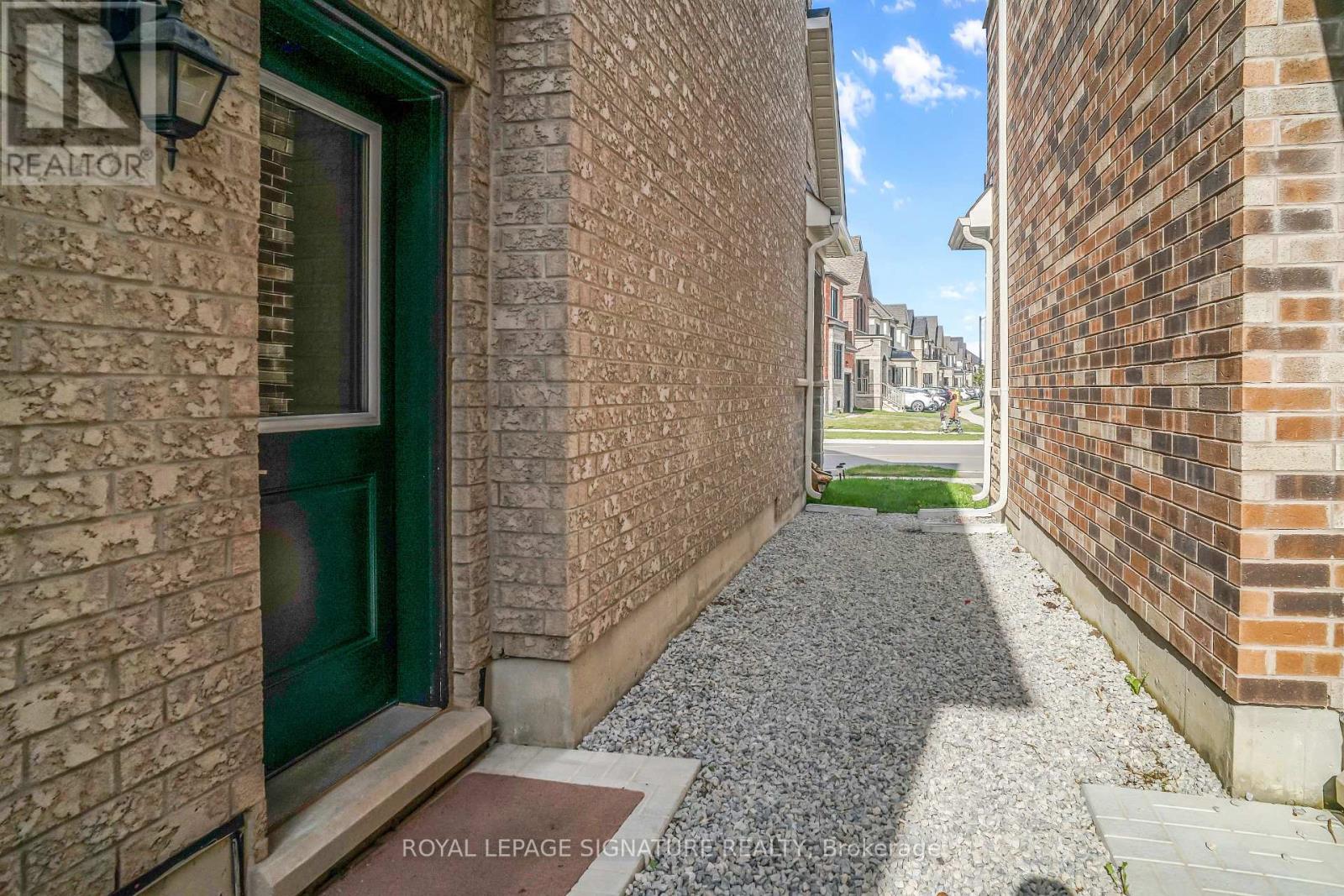 (Basement Unit# 2) - 1466 Kovachik Boulevard, Milton, Ontario  L9E 1T6 - Photo 16 - W13729502