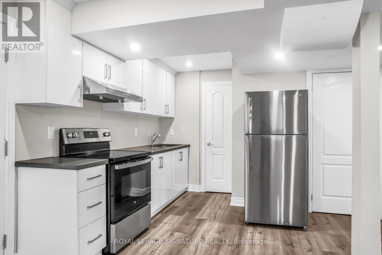 (Basement Unit# 2) - 1466 Kovachik Boulevard, Milton, Ontario  L9E 1T6 - Photo 4 - W13729502