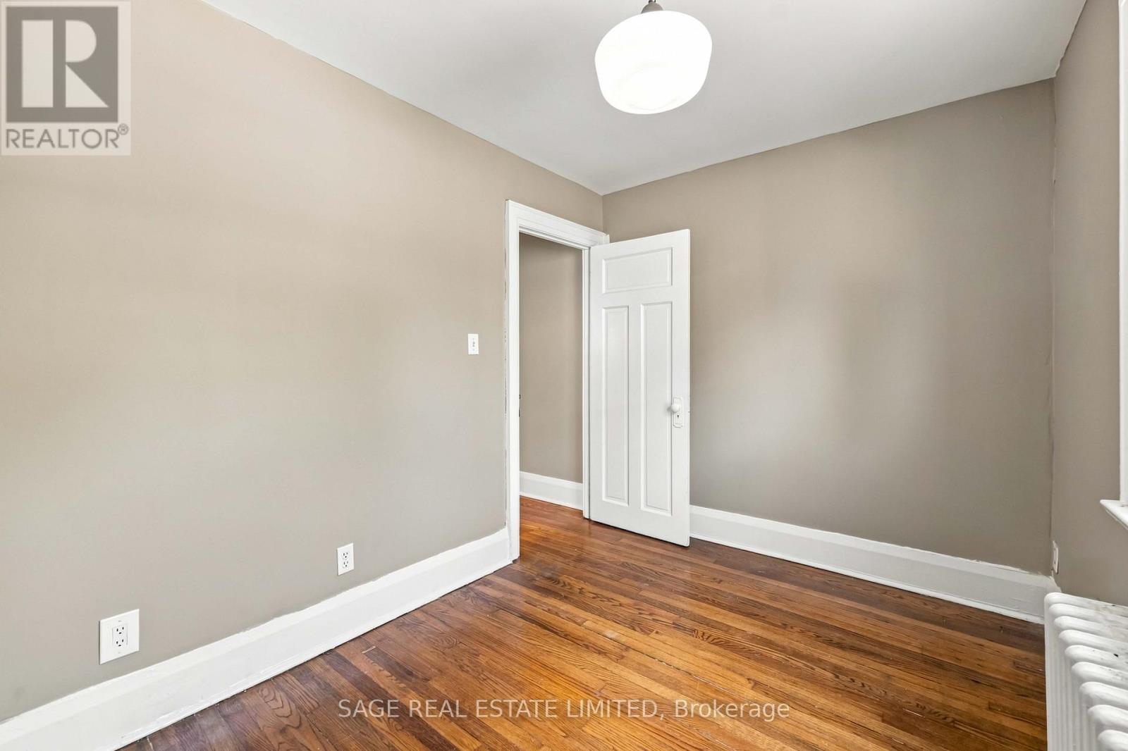 Main - 251 High Park Avenue, Toronto, Ontario  M6P 2S5 - Photo 28 - W13729516