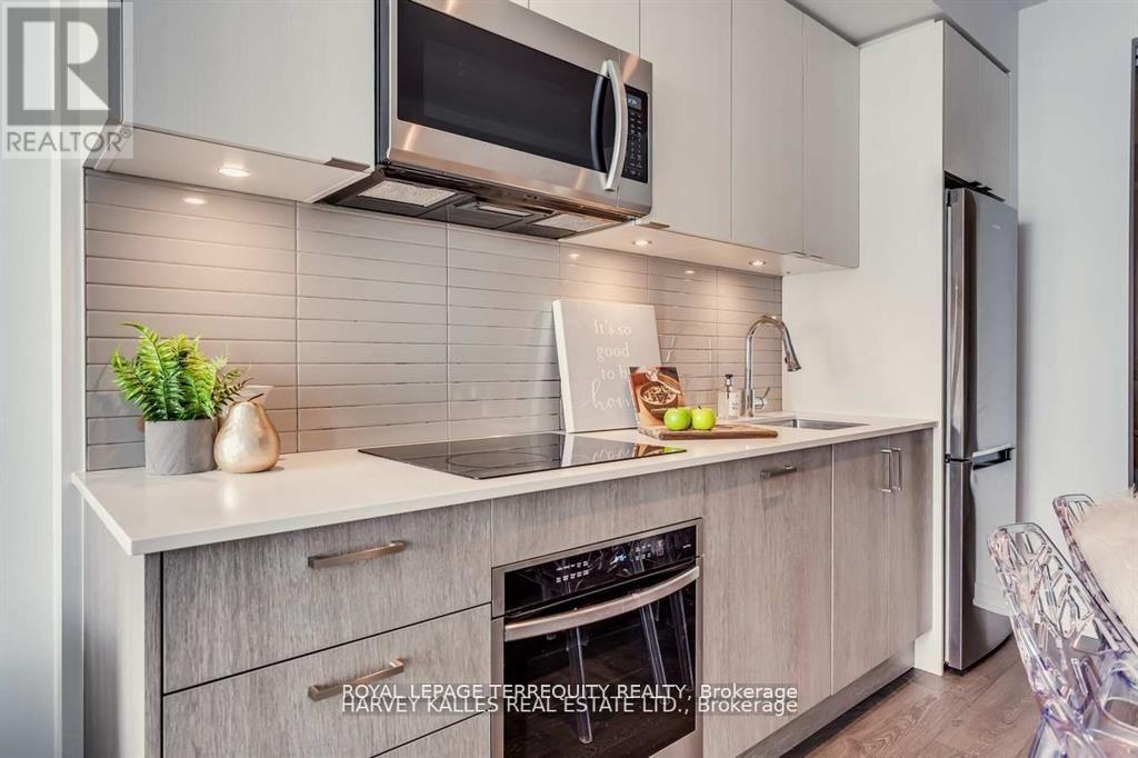 1708 - 1926 Lake Shore Boulevard W, Toronto, Ontario  M6S 1A1 - Photo 15 - W13729520