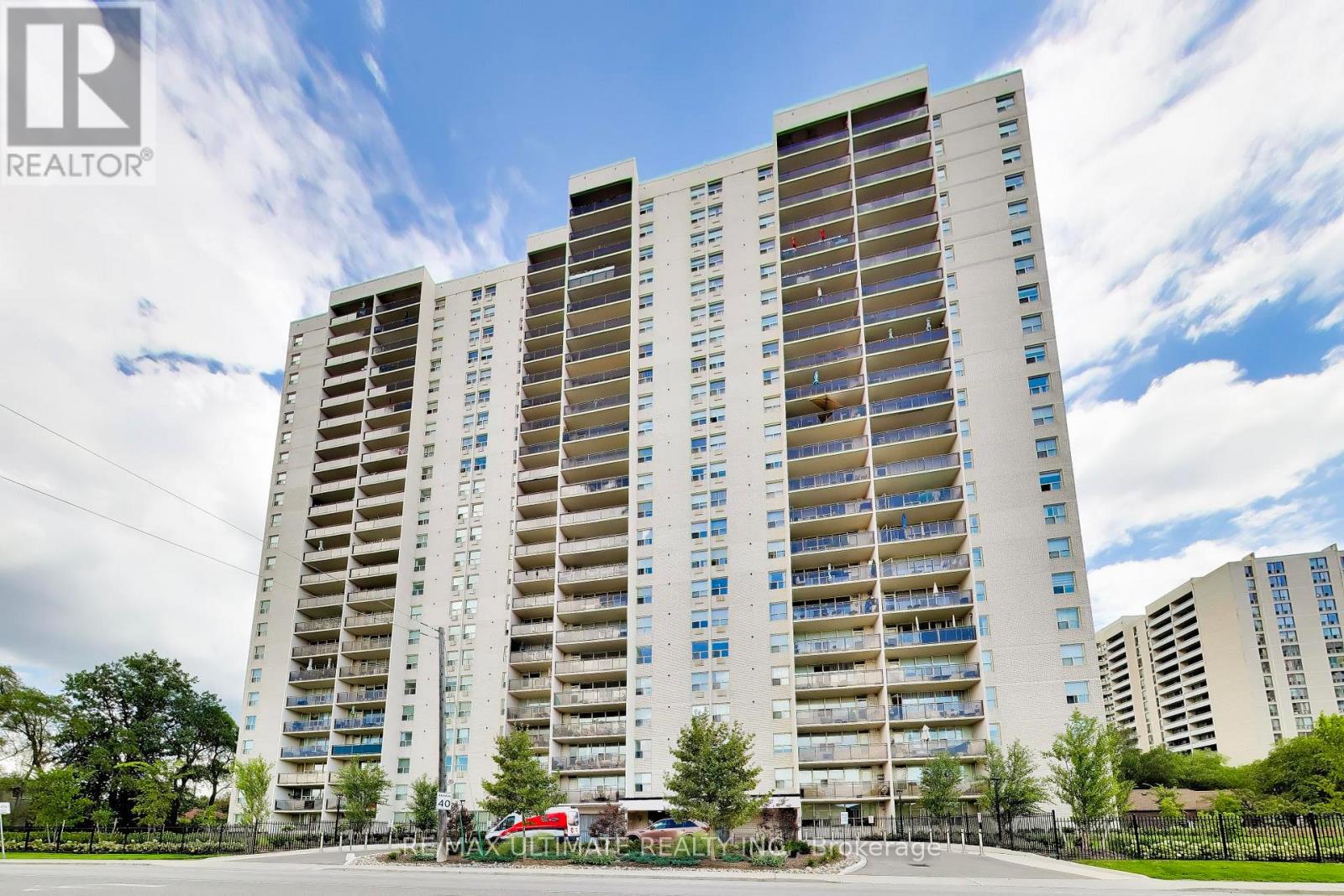 608 - 155 MARLEE AVENUE, Toronto, Ontario
