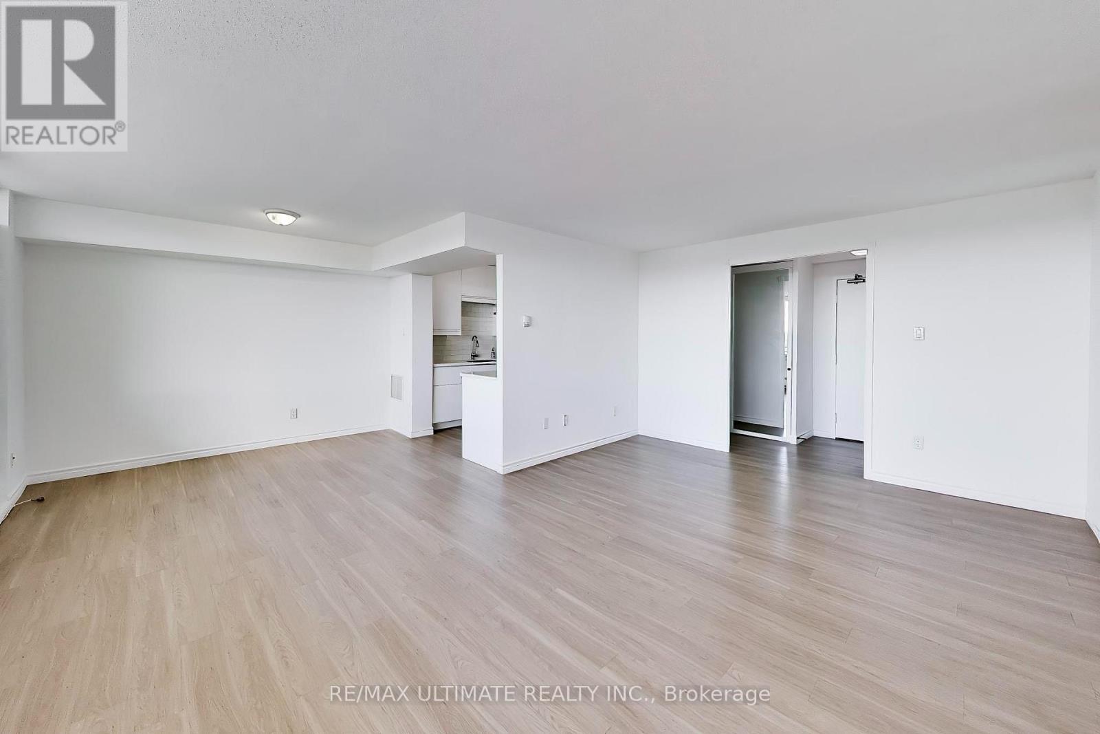 608 - 155 Marlee Avenue, Toronto, Ontario  M6B 4B5 - Photo 7 - W13729534