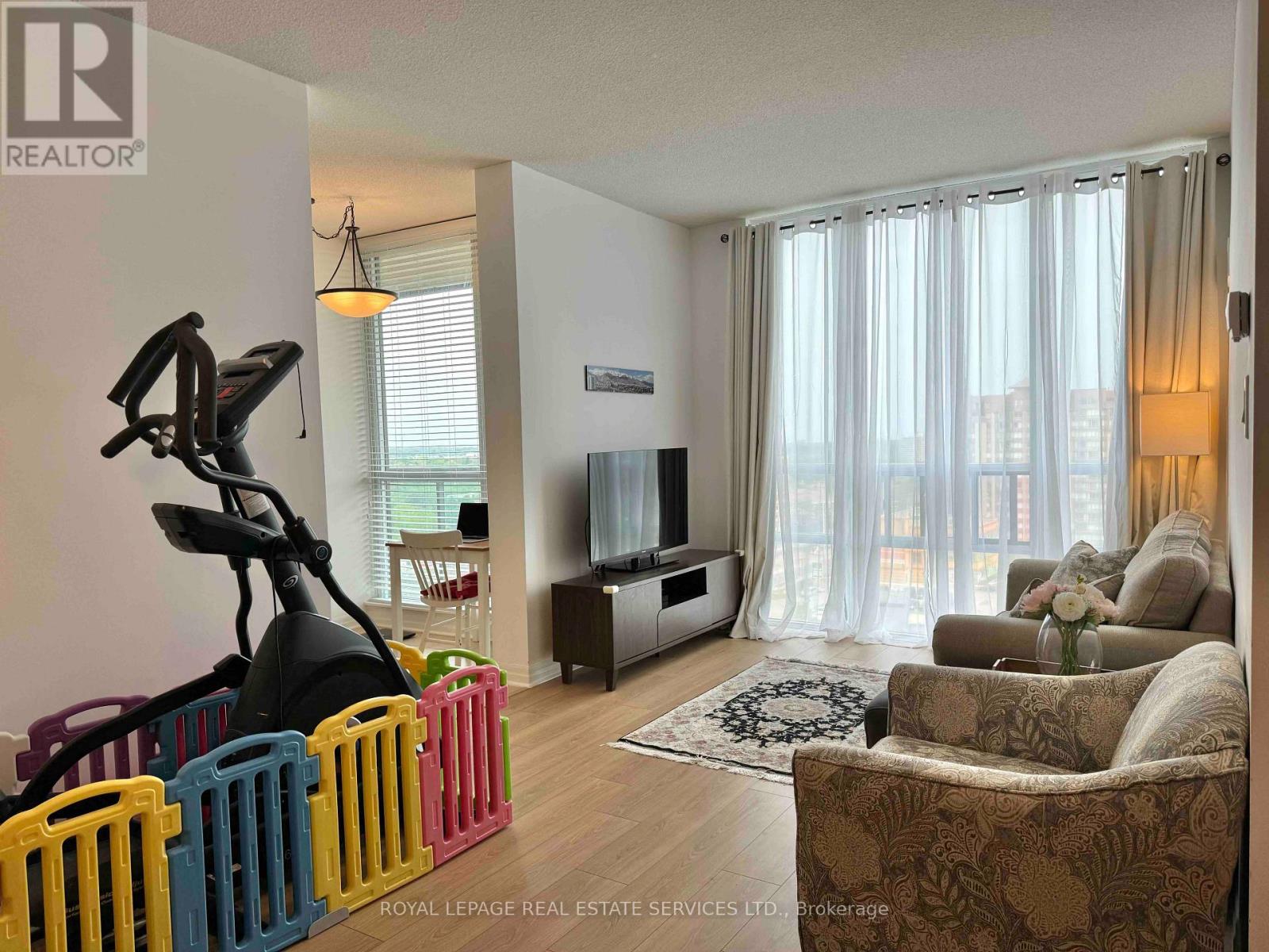 1205 - 3515 Kariya Drive S, Mississauga, Ontario  L5B 0C1 - Photo 4 - W13729536