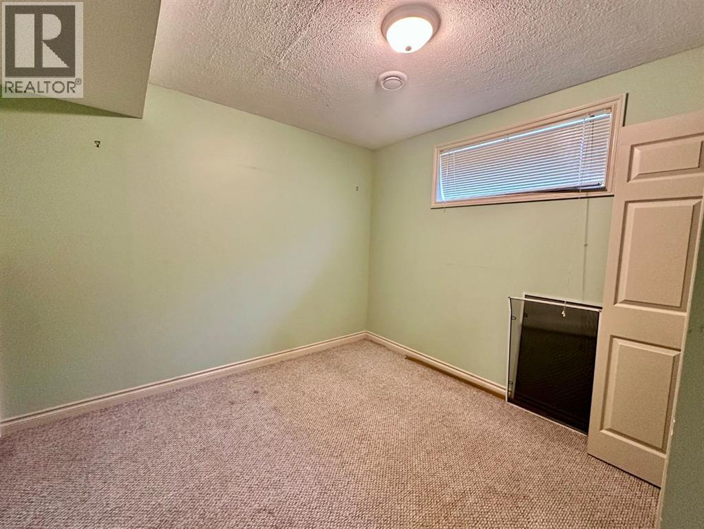 9022 131 Avenue, Grande Prairie, Alberta  T8X 0A9 - Photo 17 - A2330135