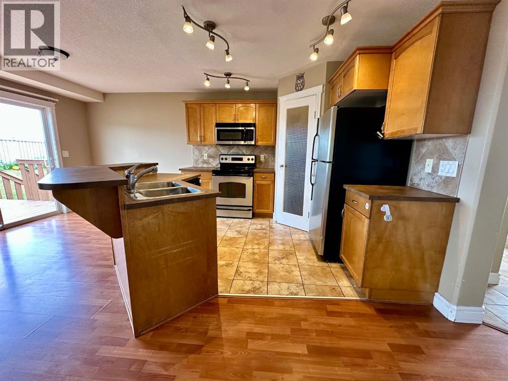 9022 131 Avenue, Grande Prairie, Alberta  T8X 0A9 - Photo 6 - A2330135