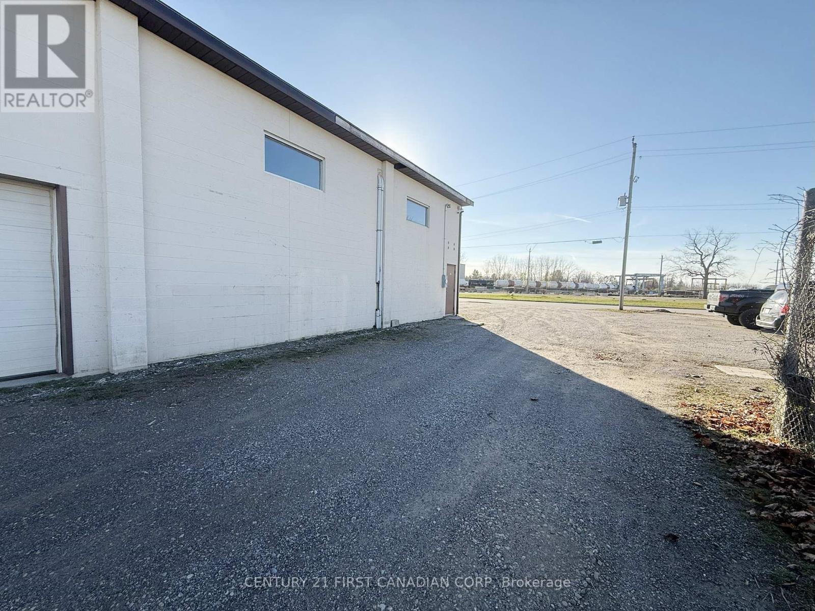 114 - 46 Garnet Road, Brantford, Ontario  N3T 5M1 - Photo 2 - X13729570