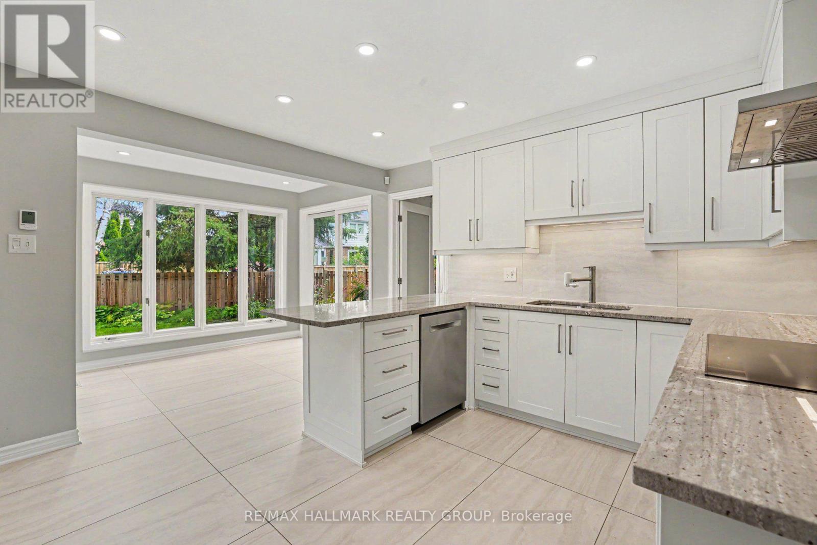 66 Bateman Drive, Ottawa, Ontario K2G 5H5 - Photo 7 - X13729584