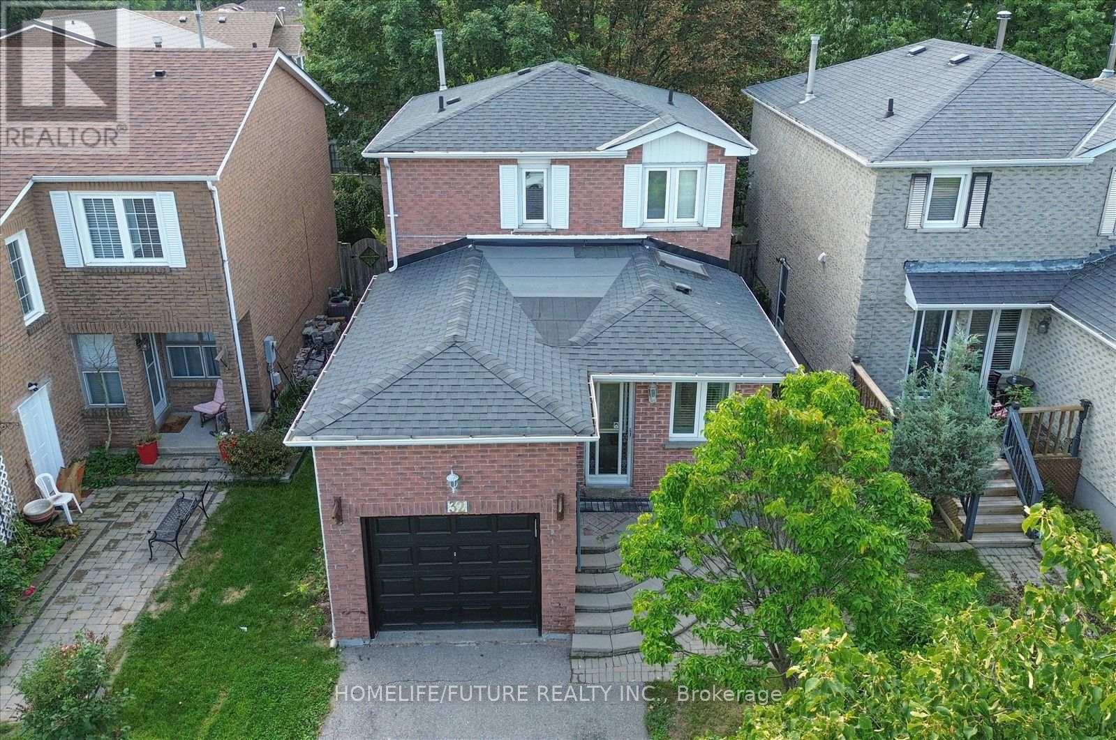 32 MARSHALL CRESCENT, Ajax, Ontario