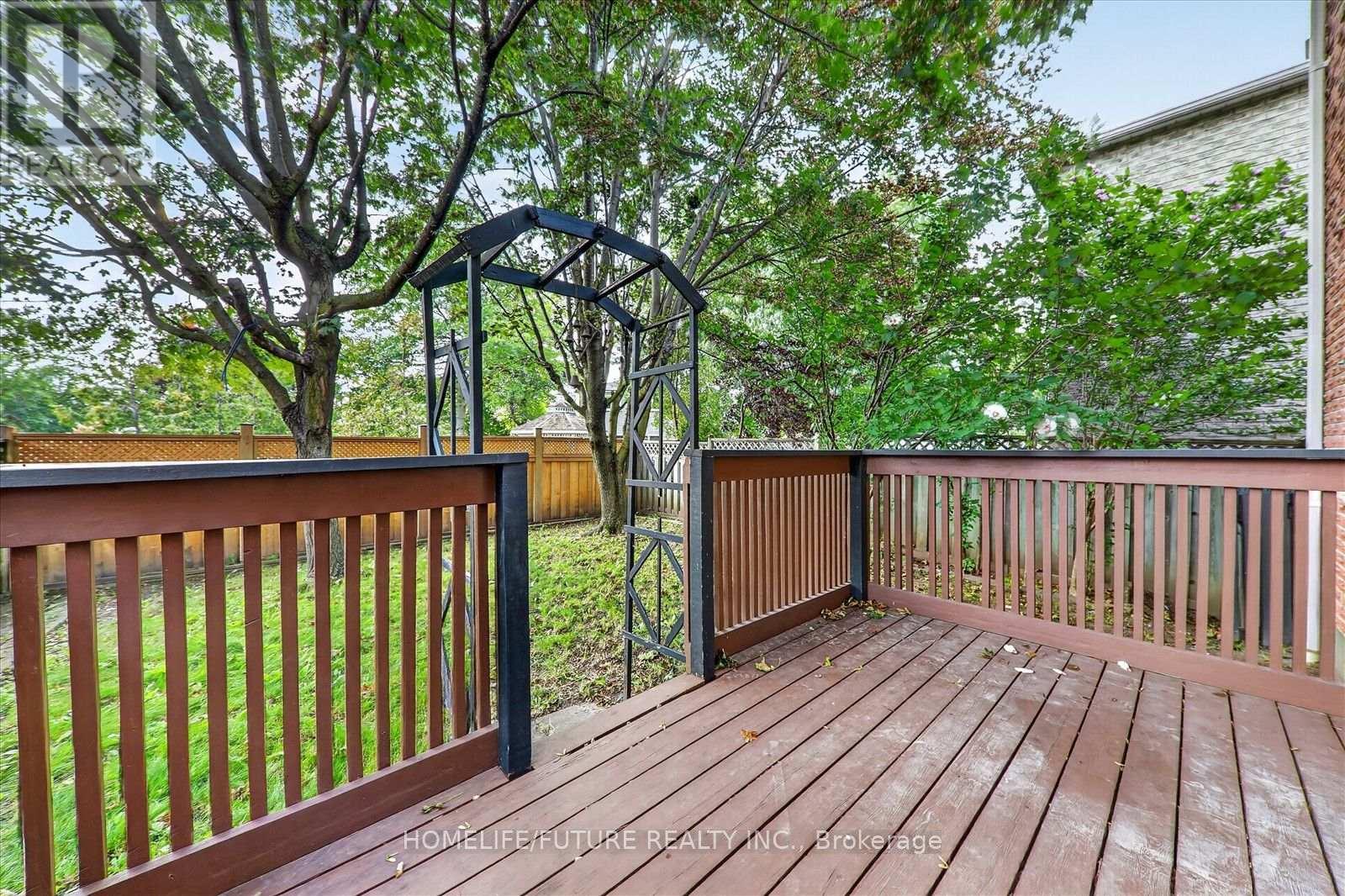 32 Marshall Crescent, Ajax, Ontario  L1T 2N5 - Photo 30 - E13729572