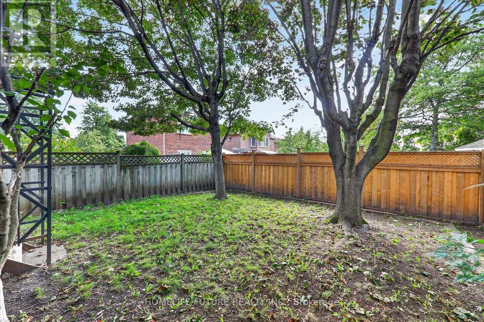 32 Marshall Crescent, Ajax, Ontario  L1T 2N5 - Photo 31 - E13729572
