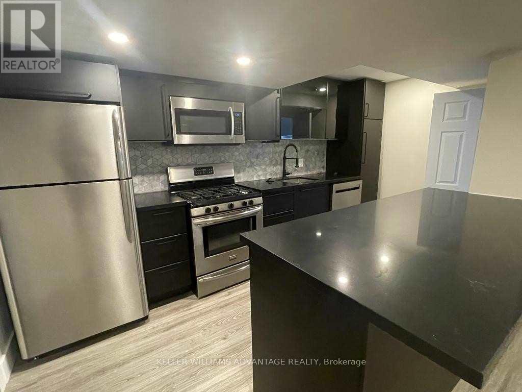 #lower - 372 Highfield Road, Toronto, Ontario  M4L 2V6 - Photo 2 - E13729582