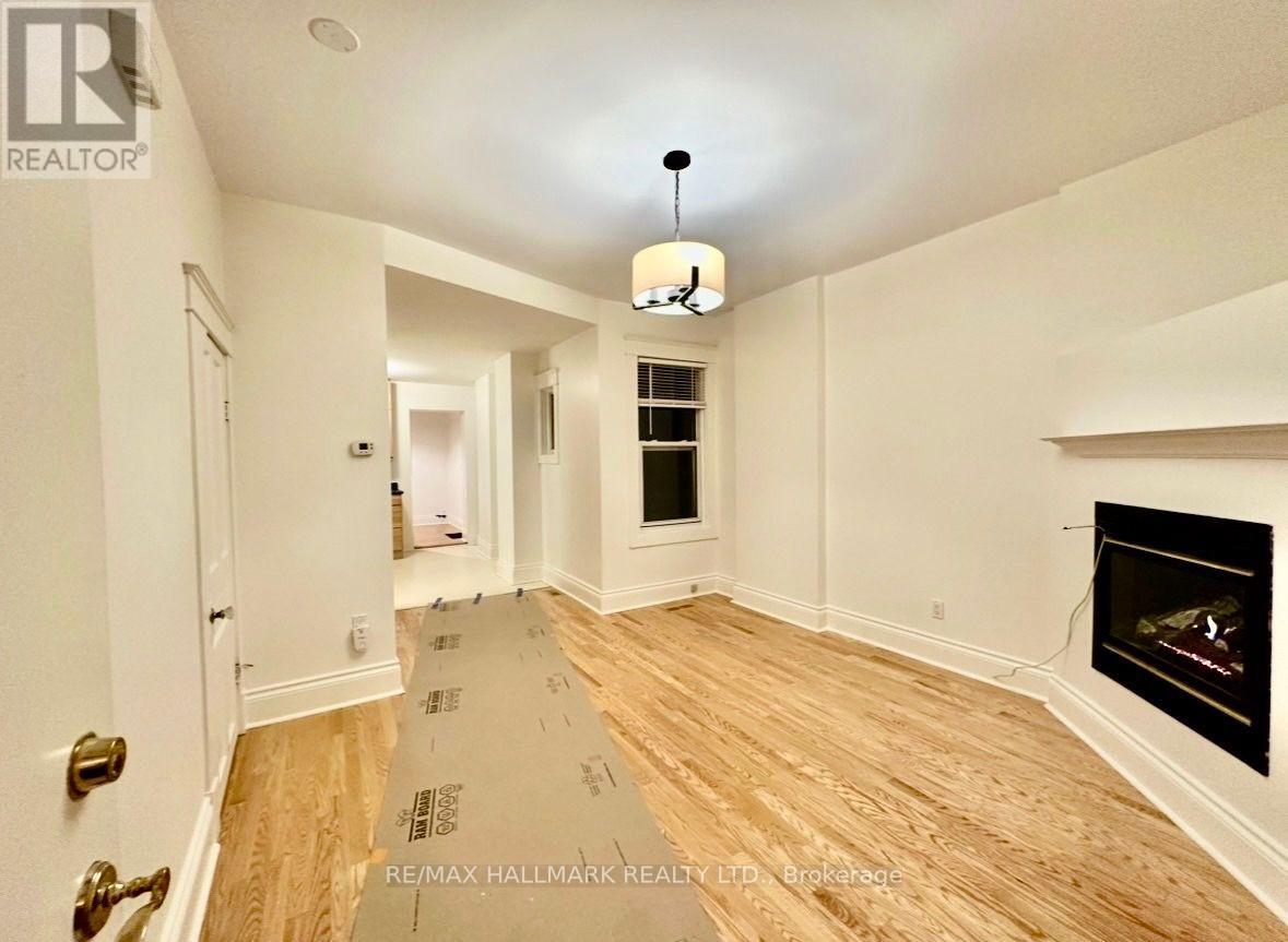 Unit #1 - 134 Ferrier Avenue, Toronto, Ontario  M4K 3H4 - Photo 10 - E13729588