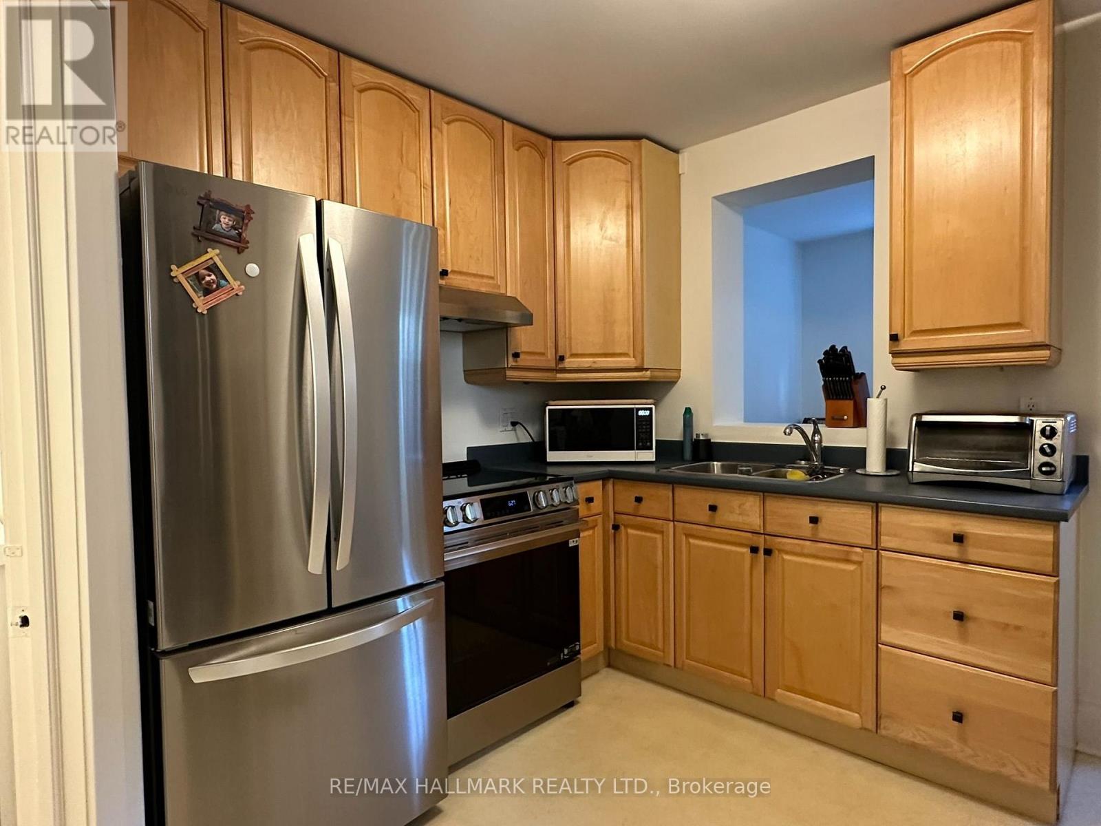 Unit #1 - 134 Ferrier Avenue, Toronto, Ontario  M4K 3H4 - Photo 2 - E13729588