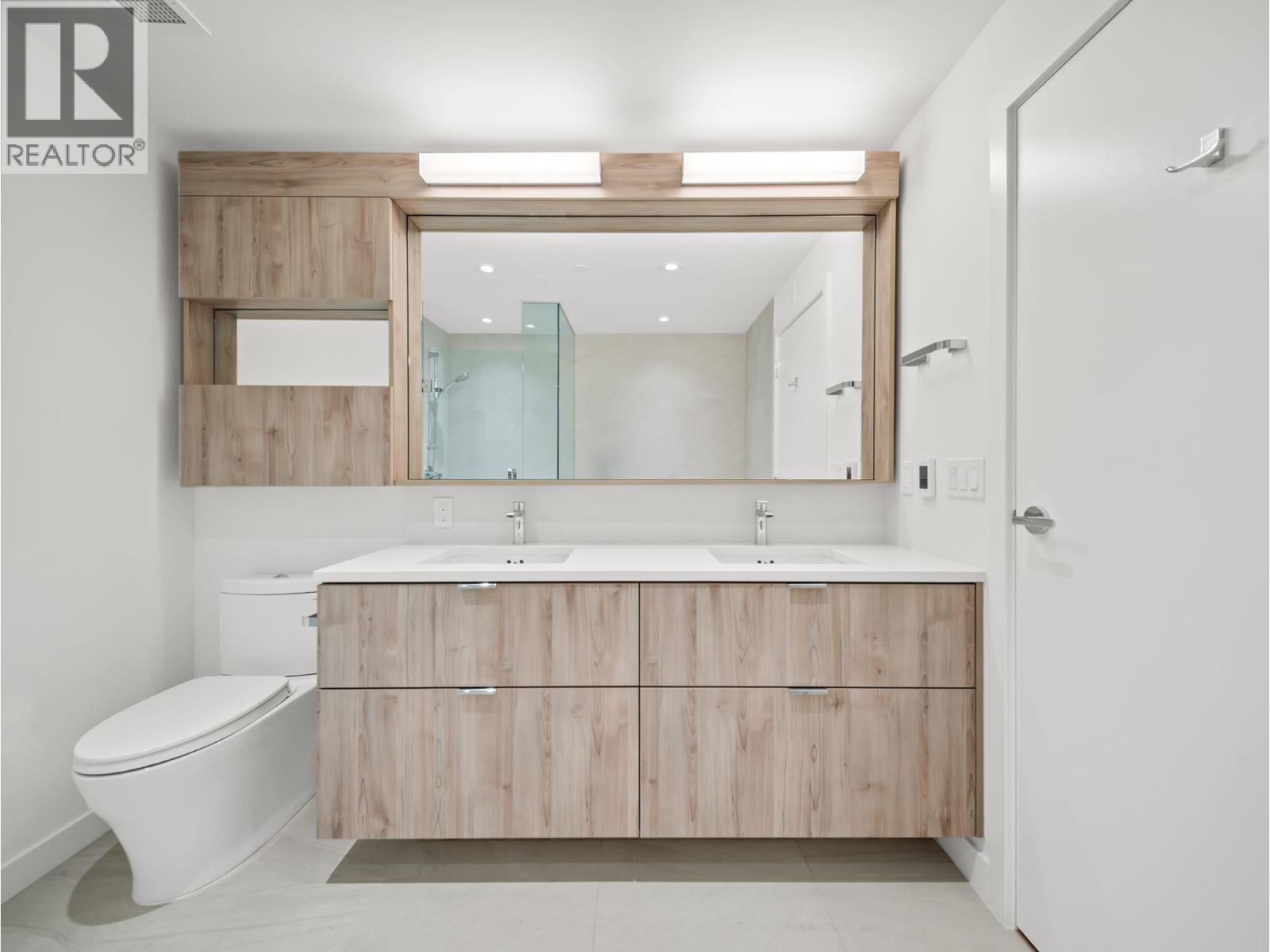425 755 Harbourside Drive, North Vancouver, British Columbia  V7P 0G1 - Photo 12 - R3160201