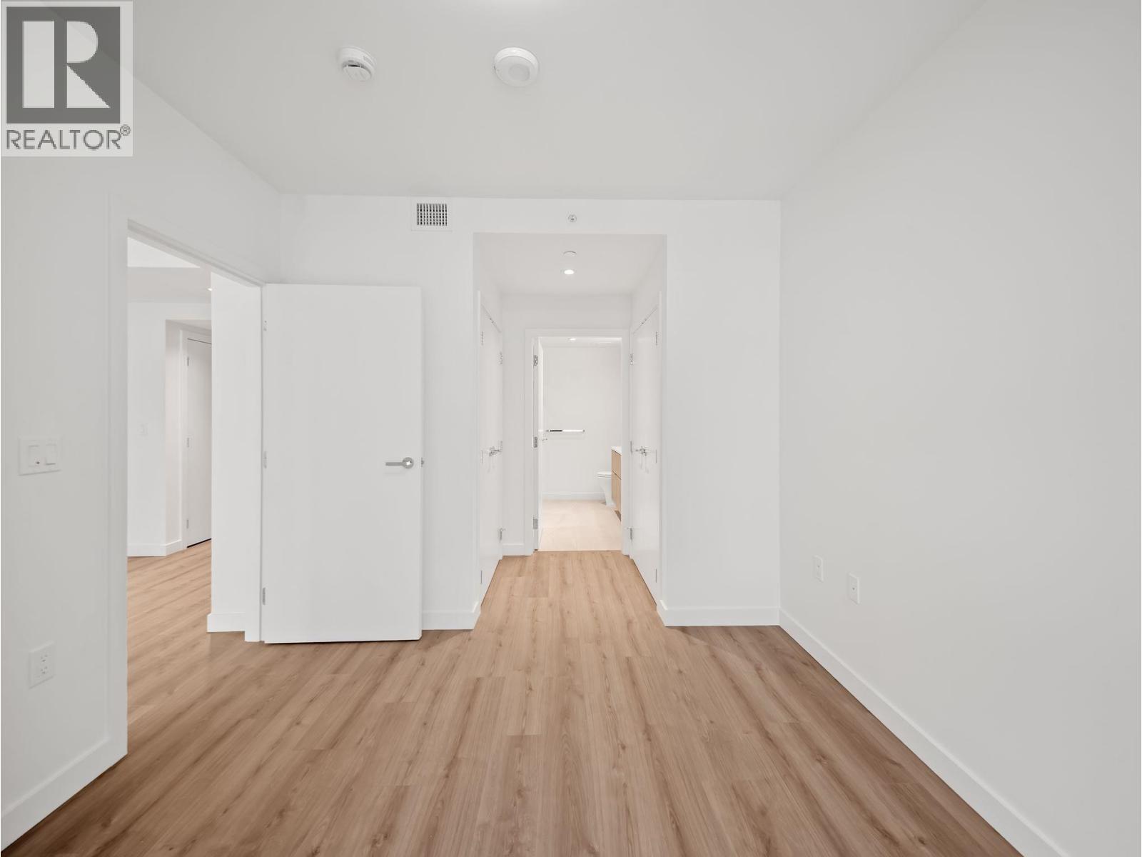 425 755 Harbourside Drive, North Vancouver, British Columbia  V7P 0G1 - Photo 14 - R3160201