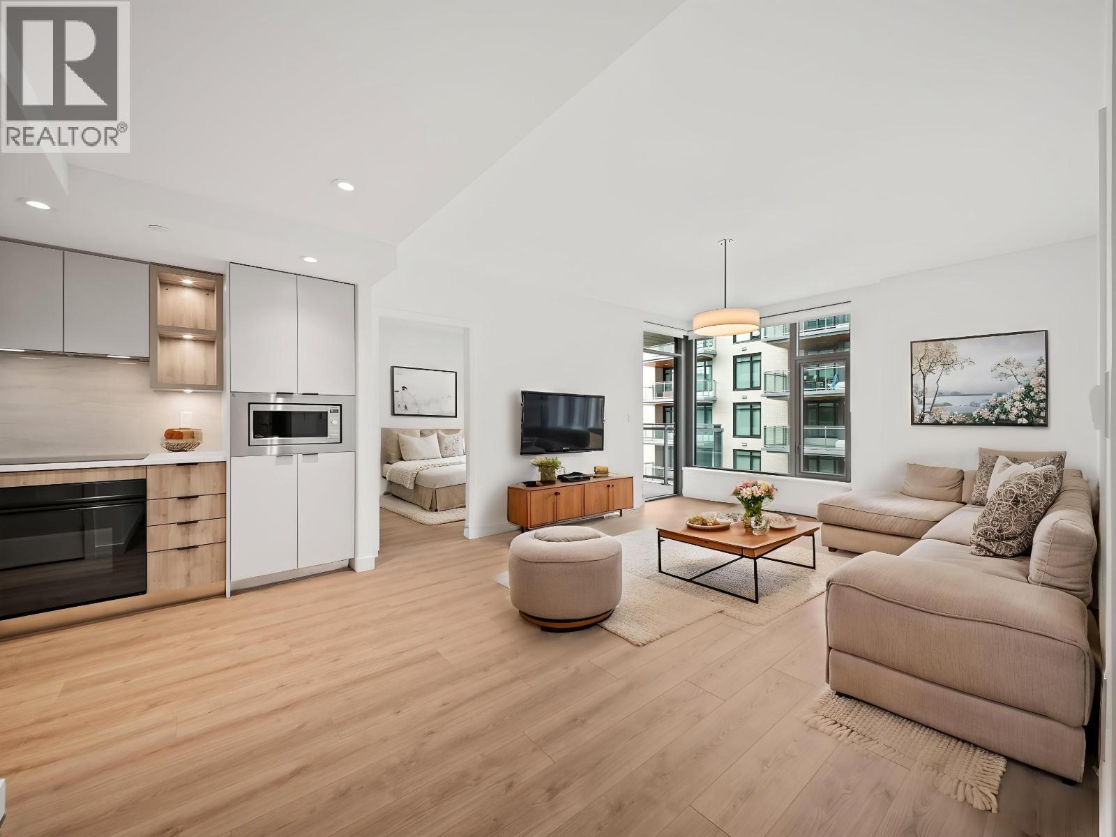 425 755 Harbourside Drive, North Vancouver, British Columbia  V7P 0G1 - Photo 4 - R3160201