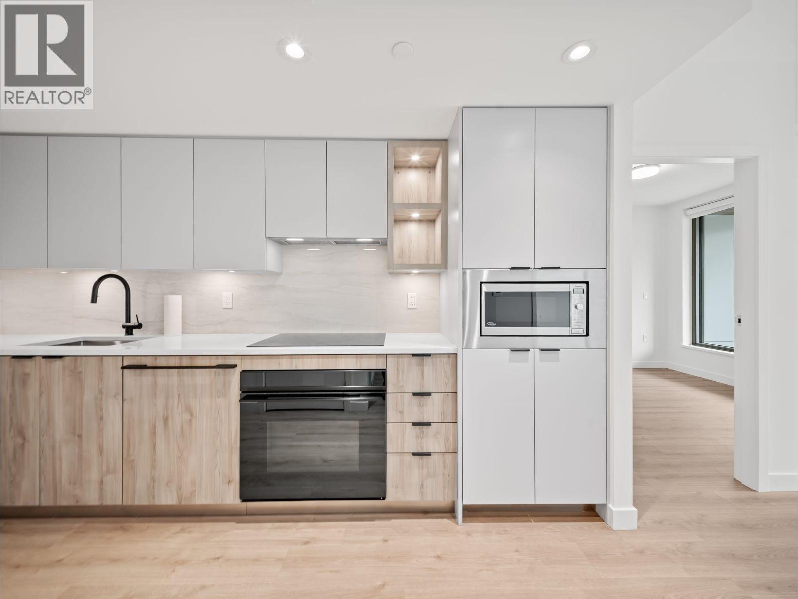 425 755 Harbourside Drive, North Vancouver, British Columbia  V7P 0G1 - Photo 9 - R3160201