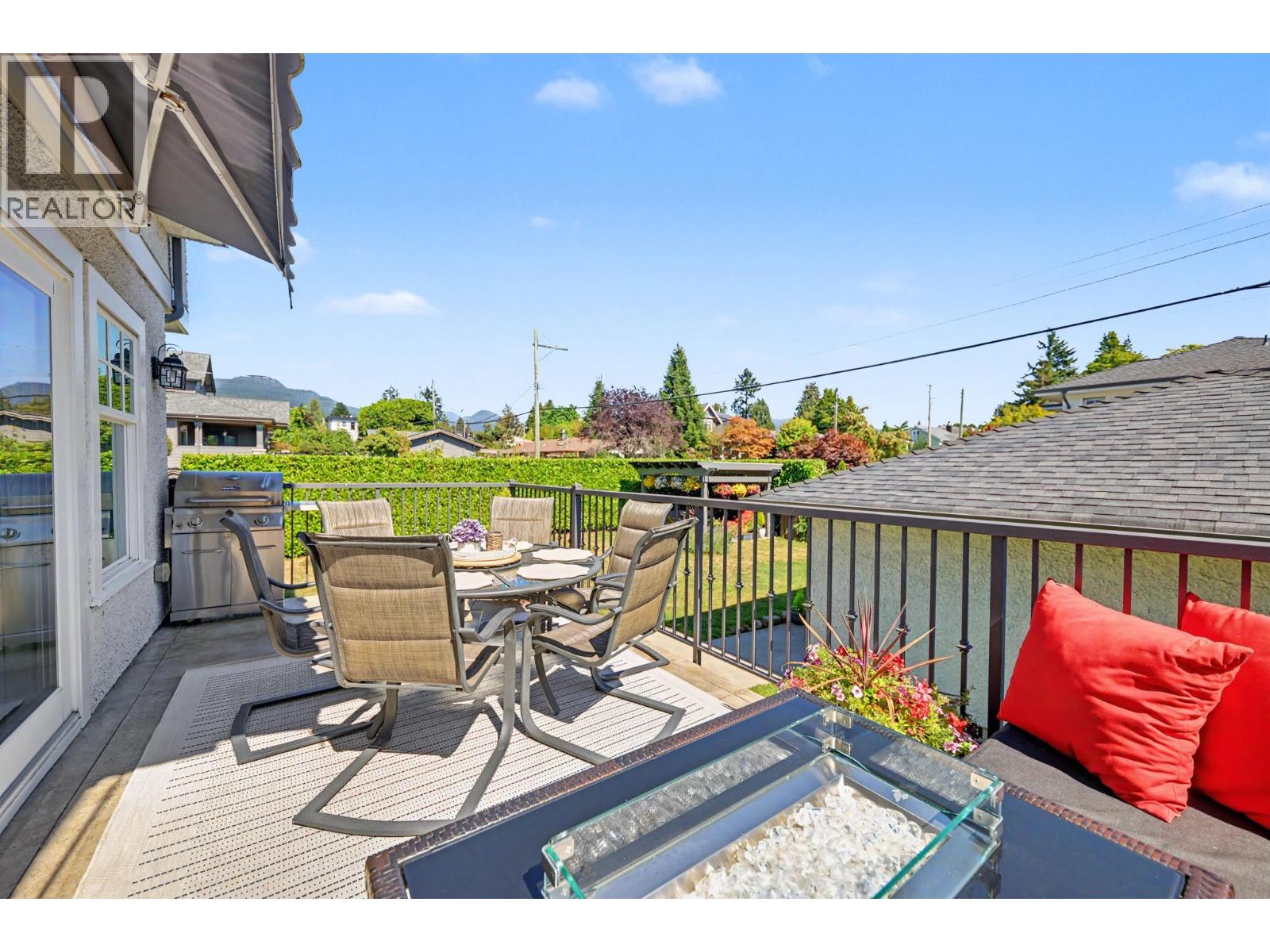 952 Grand Boulevard, North Vancouver, British Columbia  V7L 3W8 - Photo 10 - R3160206