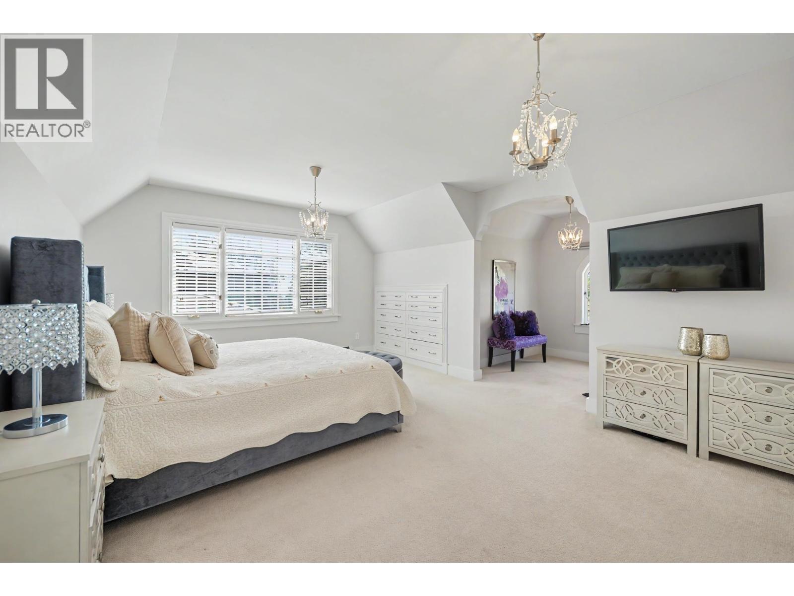 952 Grand Boulevard, North Vancouver, British Columbia  V7L 3W8 - Photo 18 - R3160206