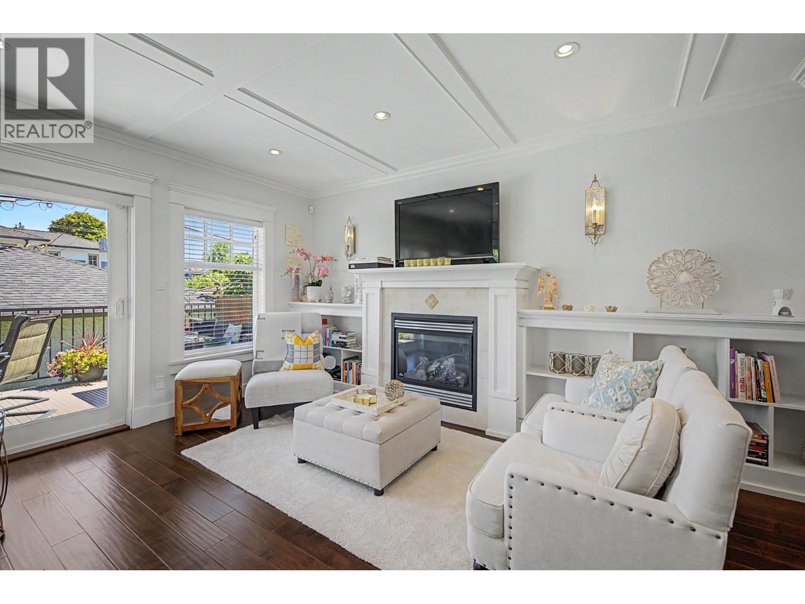 952 Grand Boulevard, North Vancouver, British Columbia  V7L 3W8 - Photo 9 - R3160206