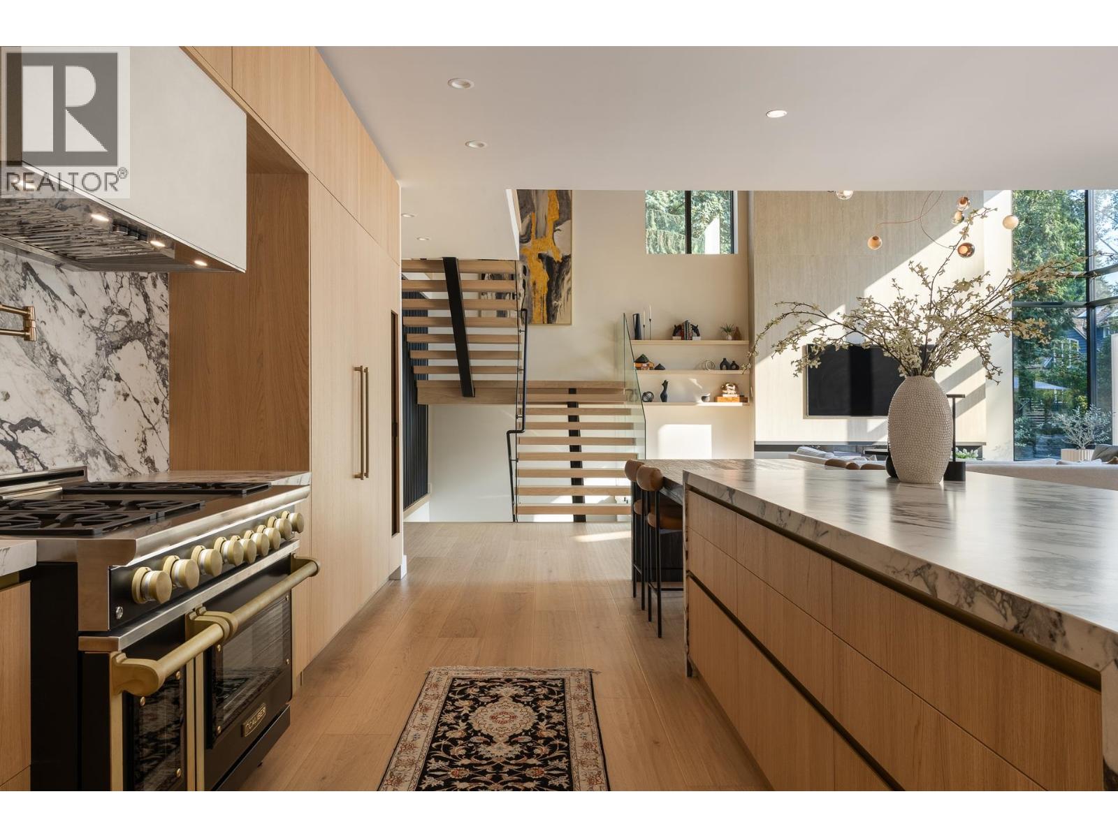 450 Macbeth Crescent, West Vancouver, British Columbia  V7T 1V7 - Photo 11 - R3160234