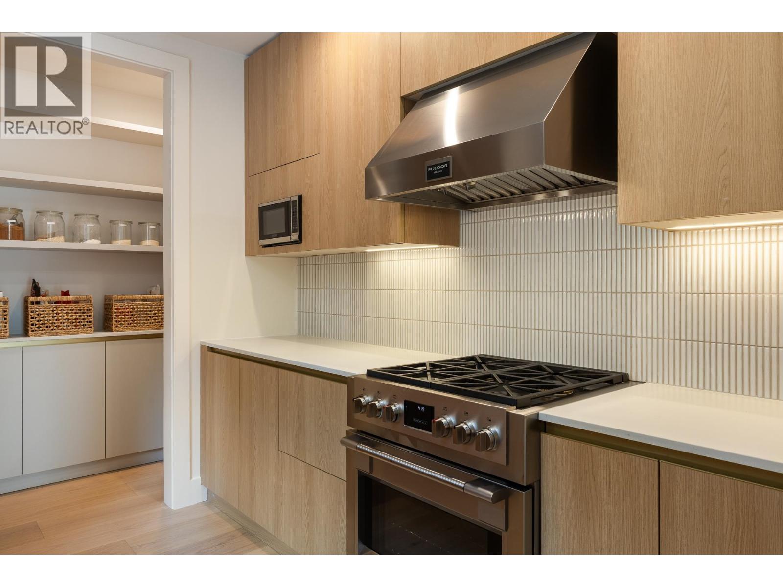 450 Macbeth Crescent, West Vancouver, British Columbia  V7T 1V7 - Photo 15 - R3160234