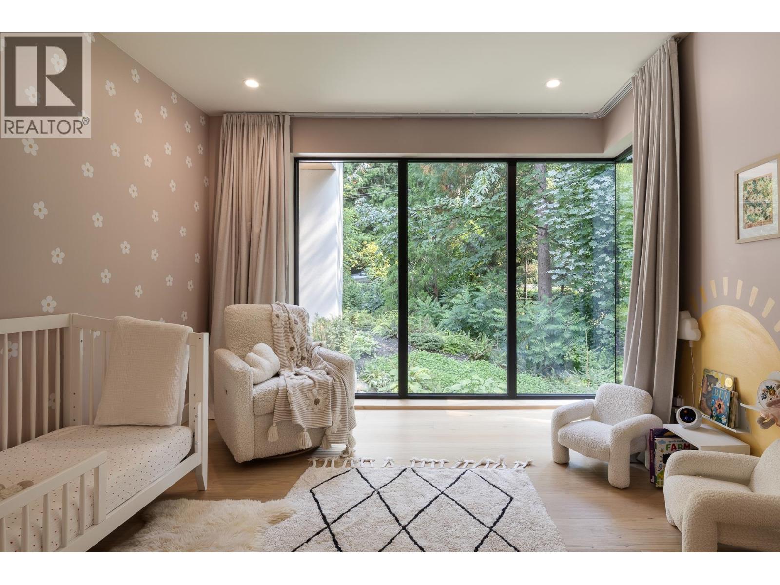 450 Macbeth Crescent, West Vancouver, British Columbia  V7T 1V7 - Photo 30 - R3160234