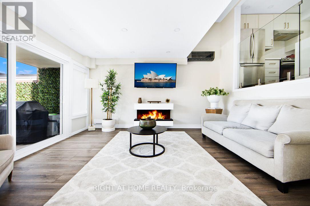 269 MILESTONE CRESCENT, Aurora, Ontario
