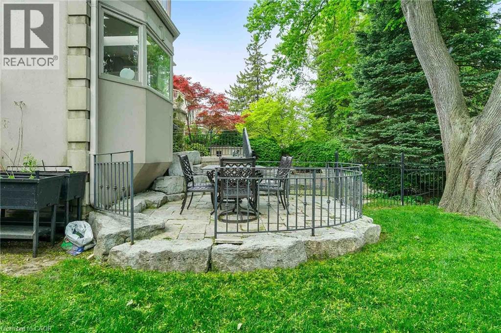 2372 Carrington Place, Oakville, Ontario  L6J 5P4 - Photo 34 - 40859654